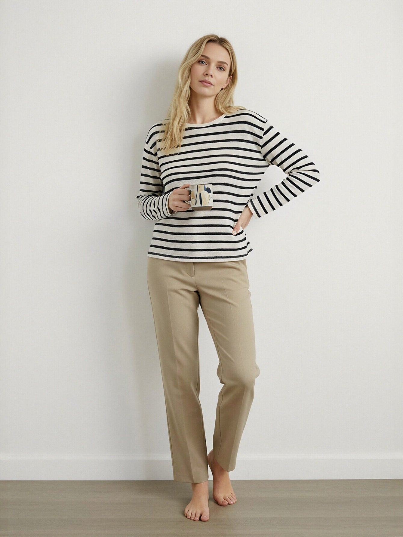 Roud Neck Lon Sleeves Relaxed Fit Casual Top