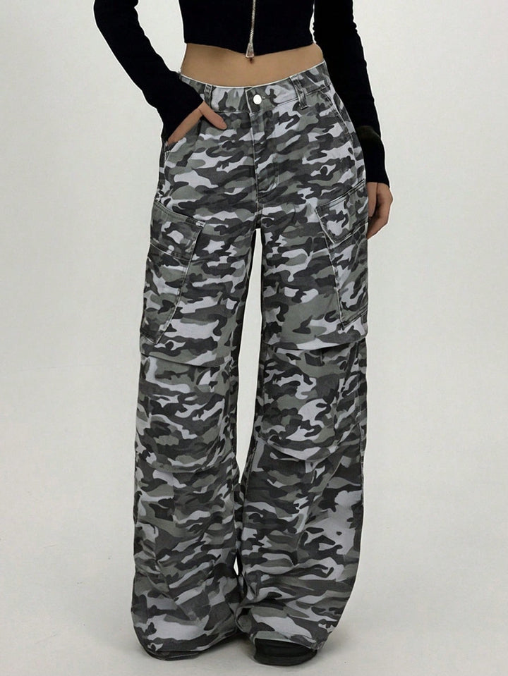Low Rise Camo Cargo Jeans