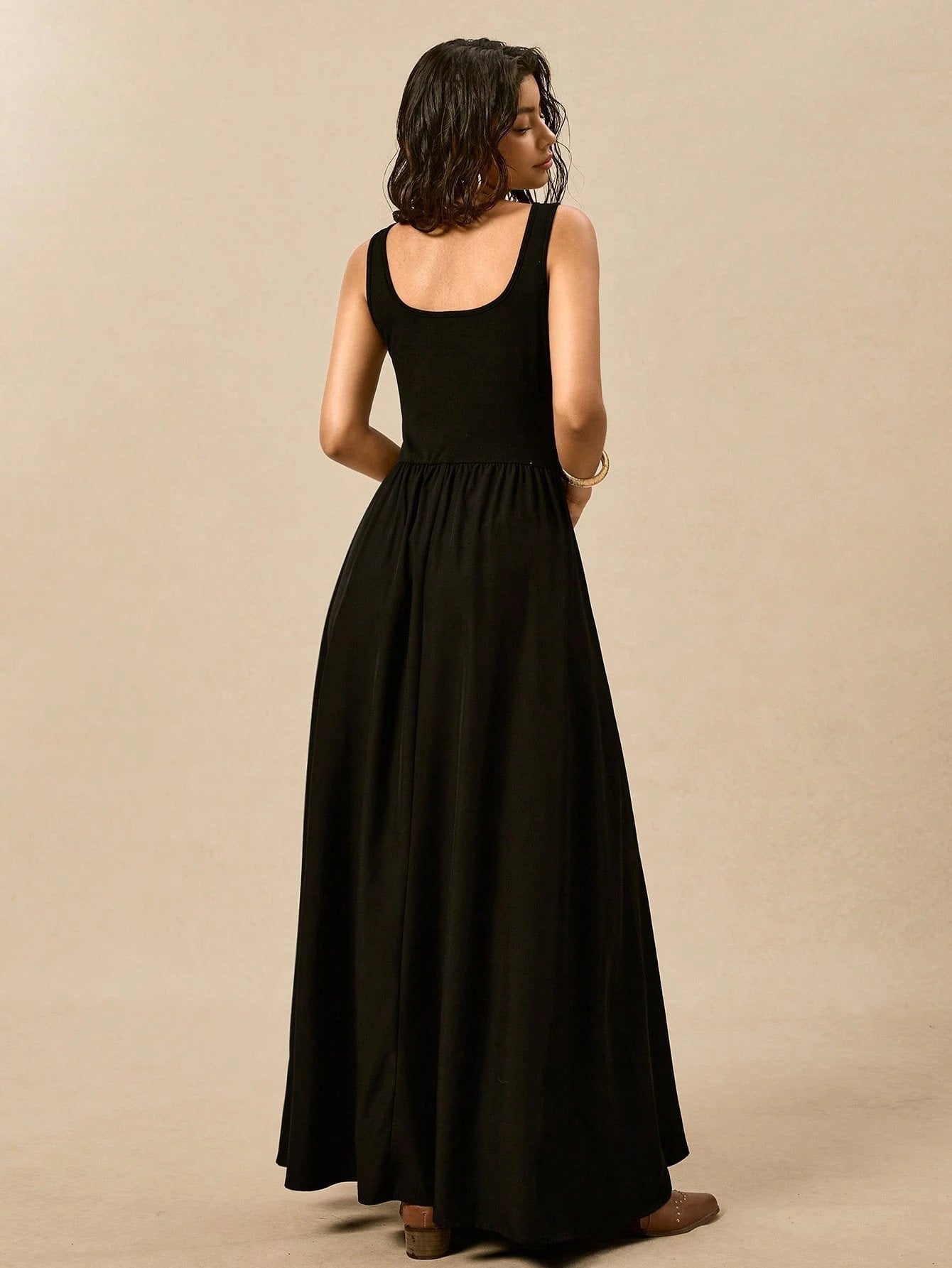 Square Neck Sleeveless Fitted Elegant Maxi Dress-Black