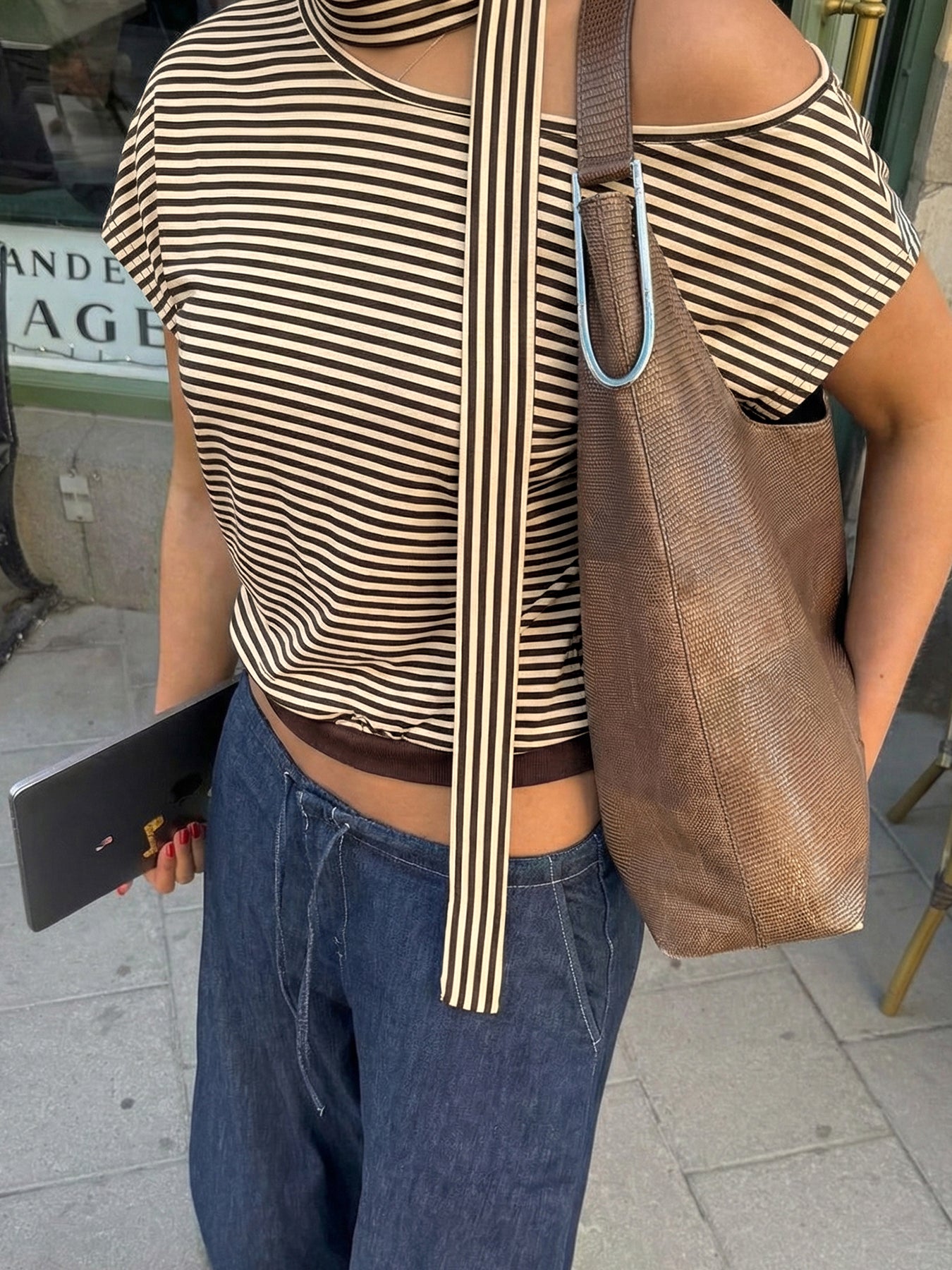One Shoulder Striped Chic T-shirt-Multicolor