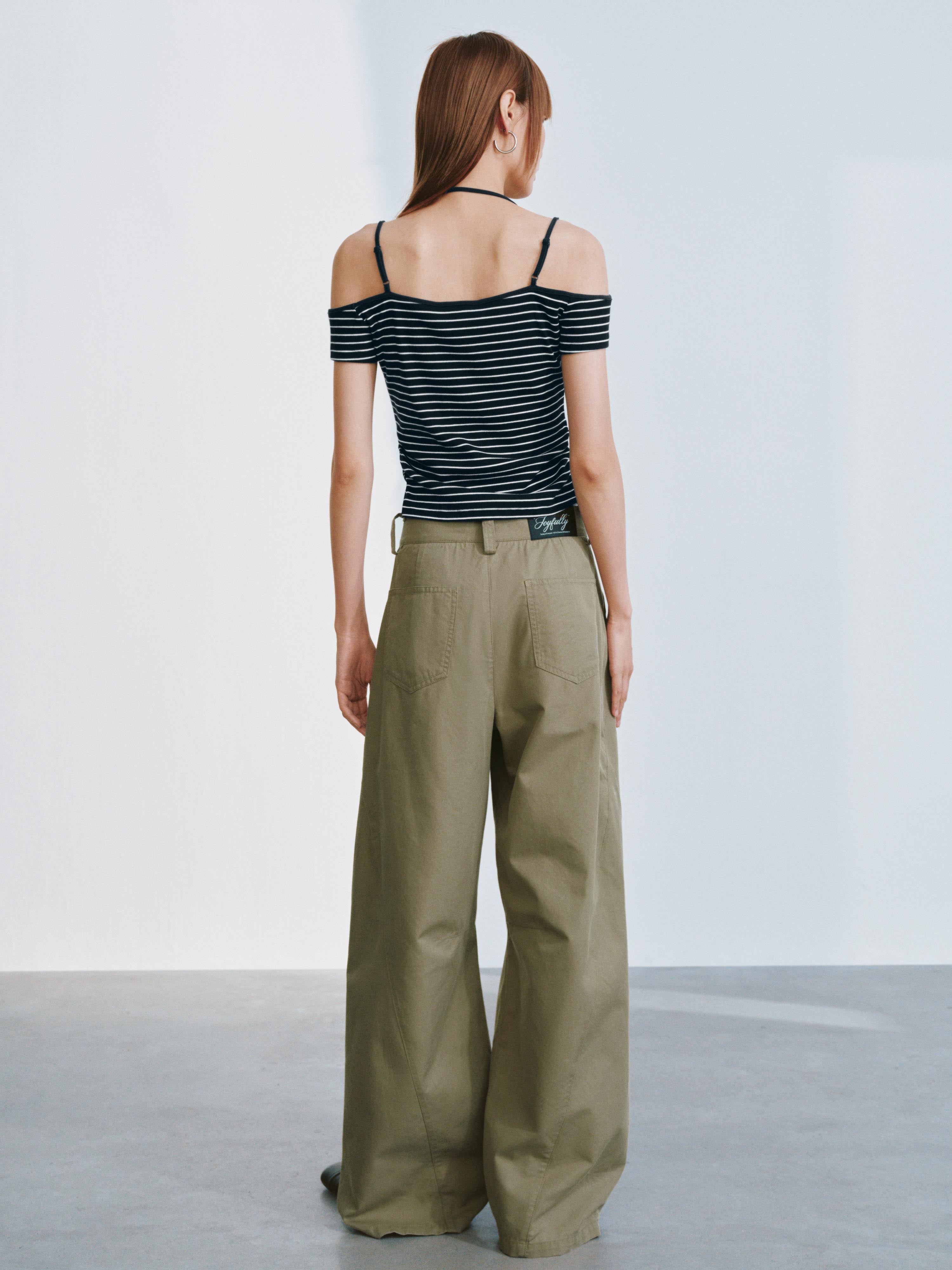 Barrel Leg Cargo Pants