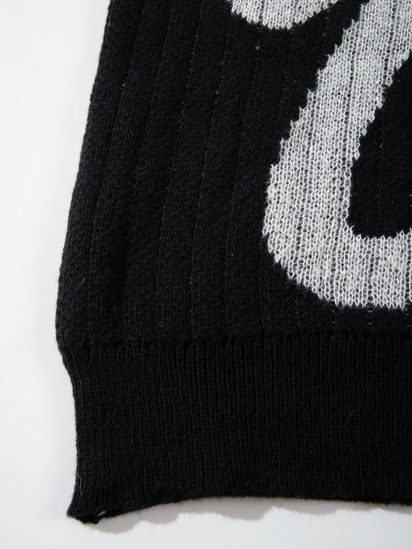 Oversized Graphic Collared Knit Sweater
