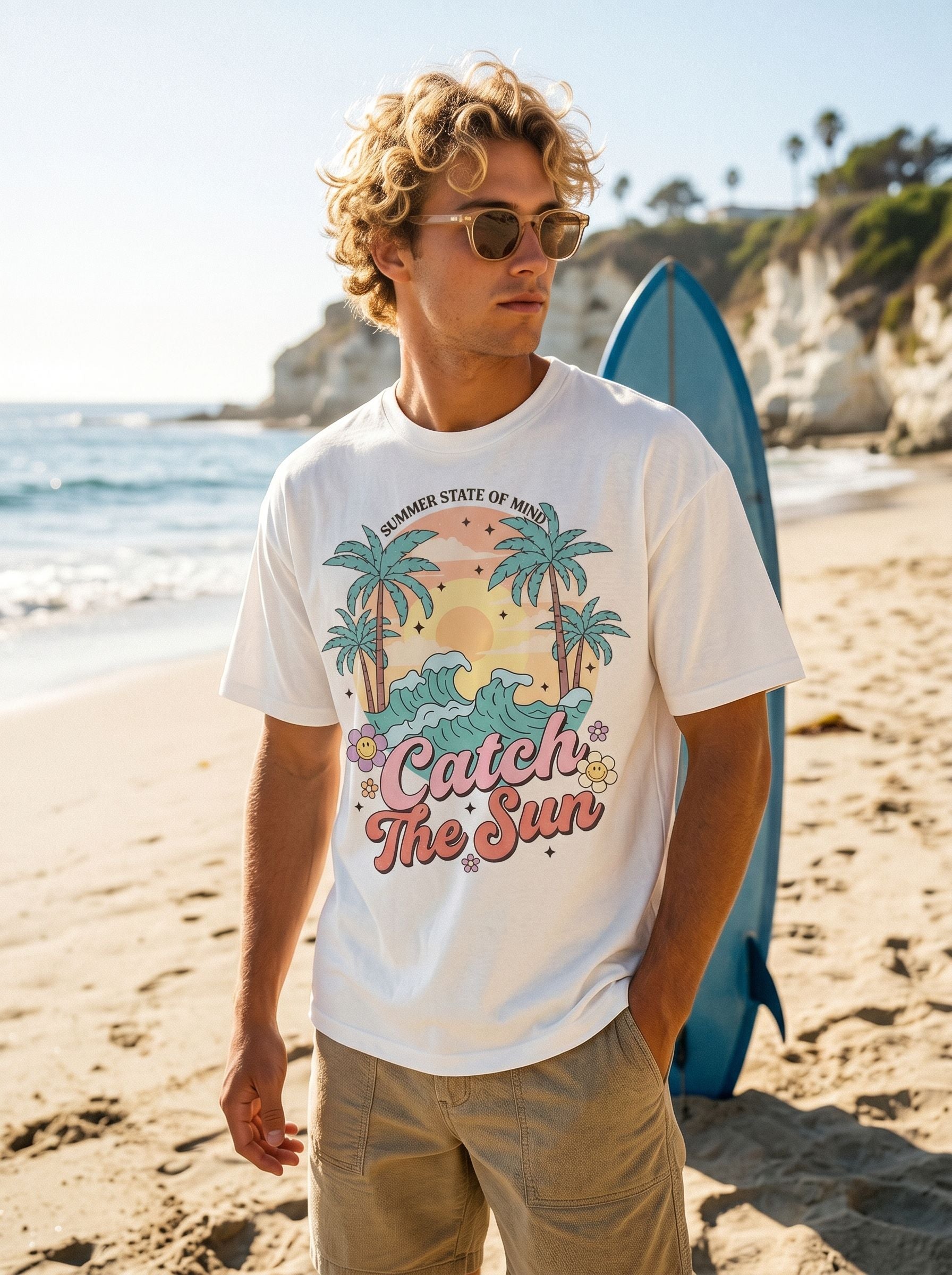 Vintage Retro Beach Graphic T-Shirt