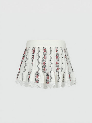 Urban Revivo Floral Embroidered Pleated A-Line Mini Skirts
