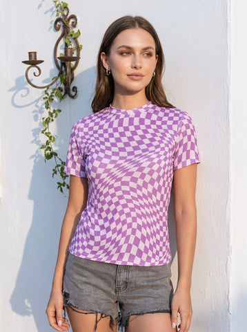 Wavy Checkered Print Fitted T-Shirt