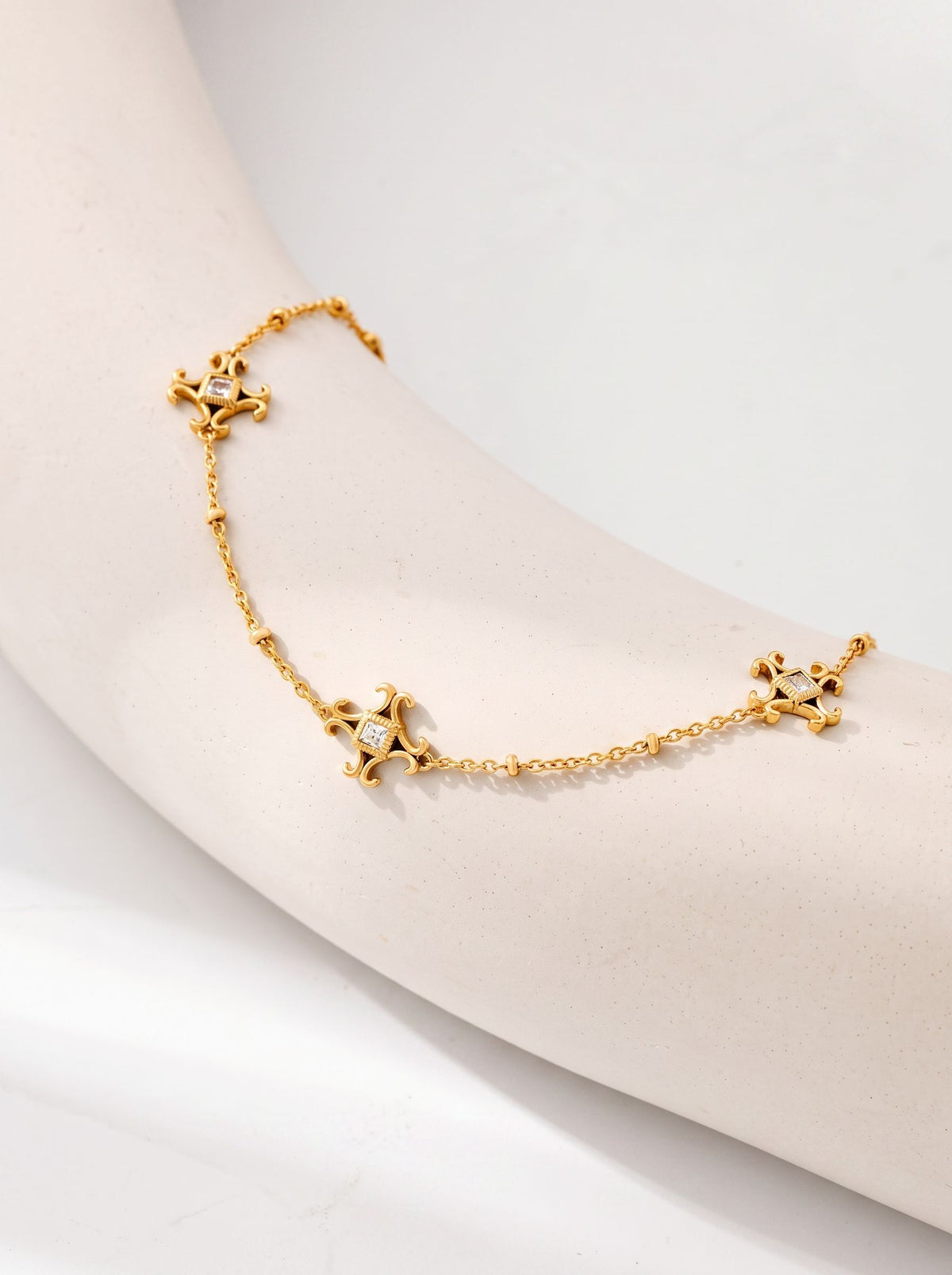 Dainty Gold Cubic Zirconia Bracelet