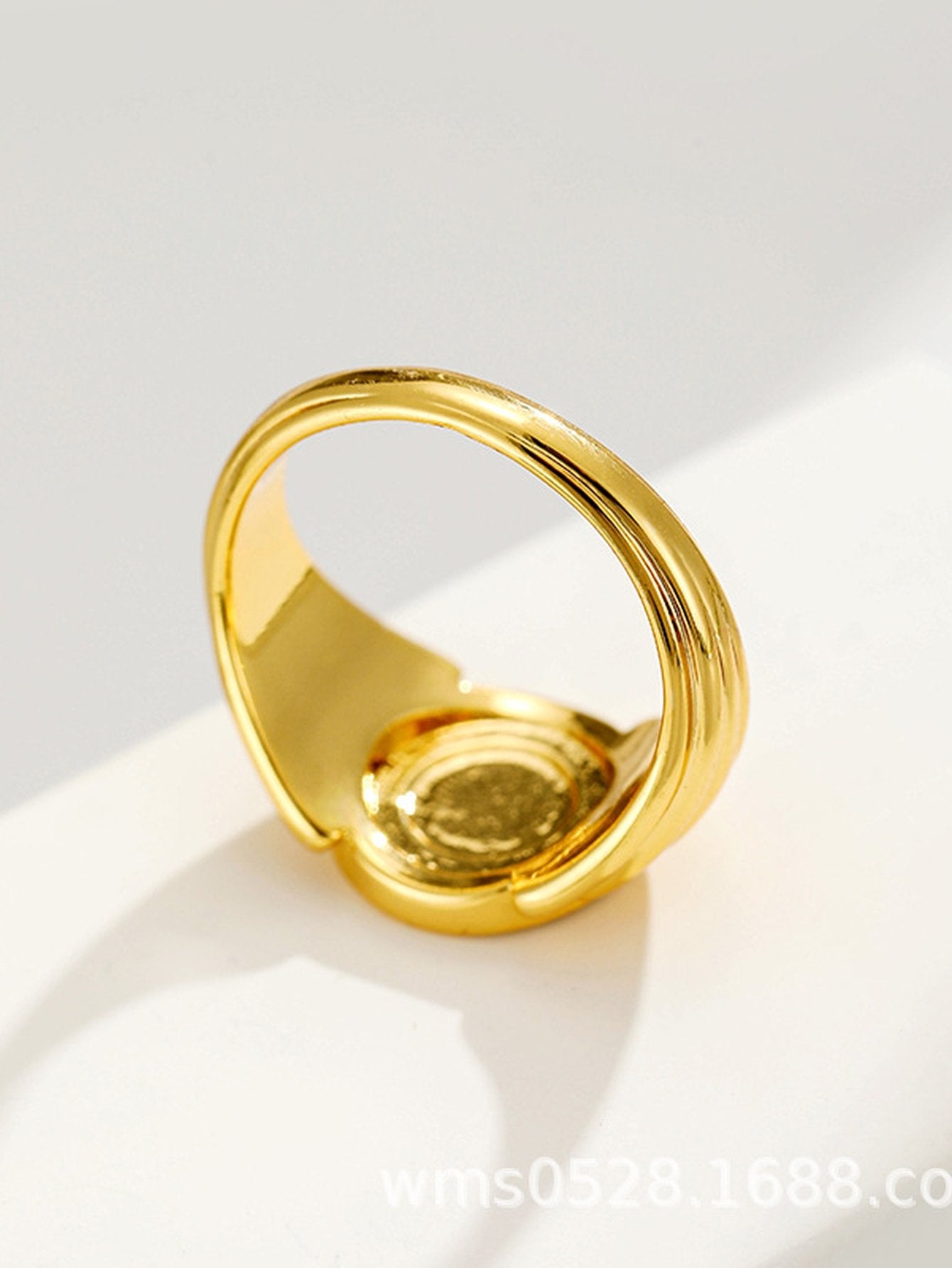 Vintage Gold Hummingbird Signet Ring