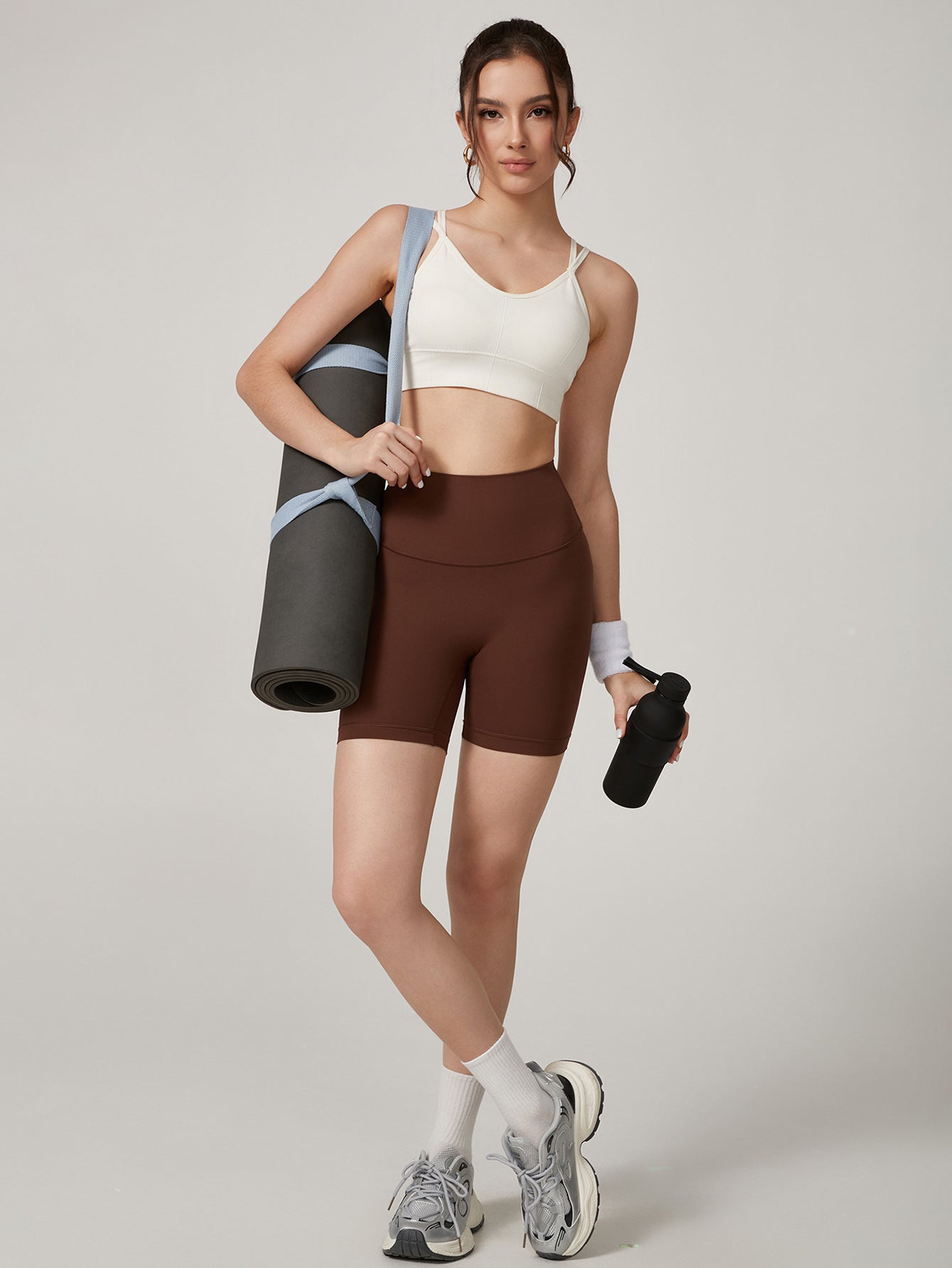 High-Waisted Breathable Sporty Yoga Shorts-Butternut