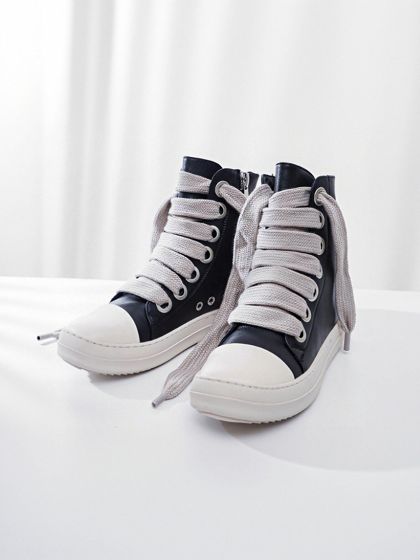 Chunky Platform Oversized Knit Laces Street-Style Boots-Black