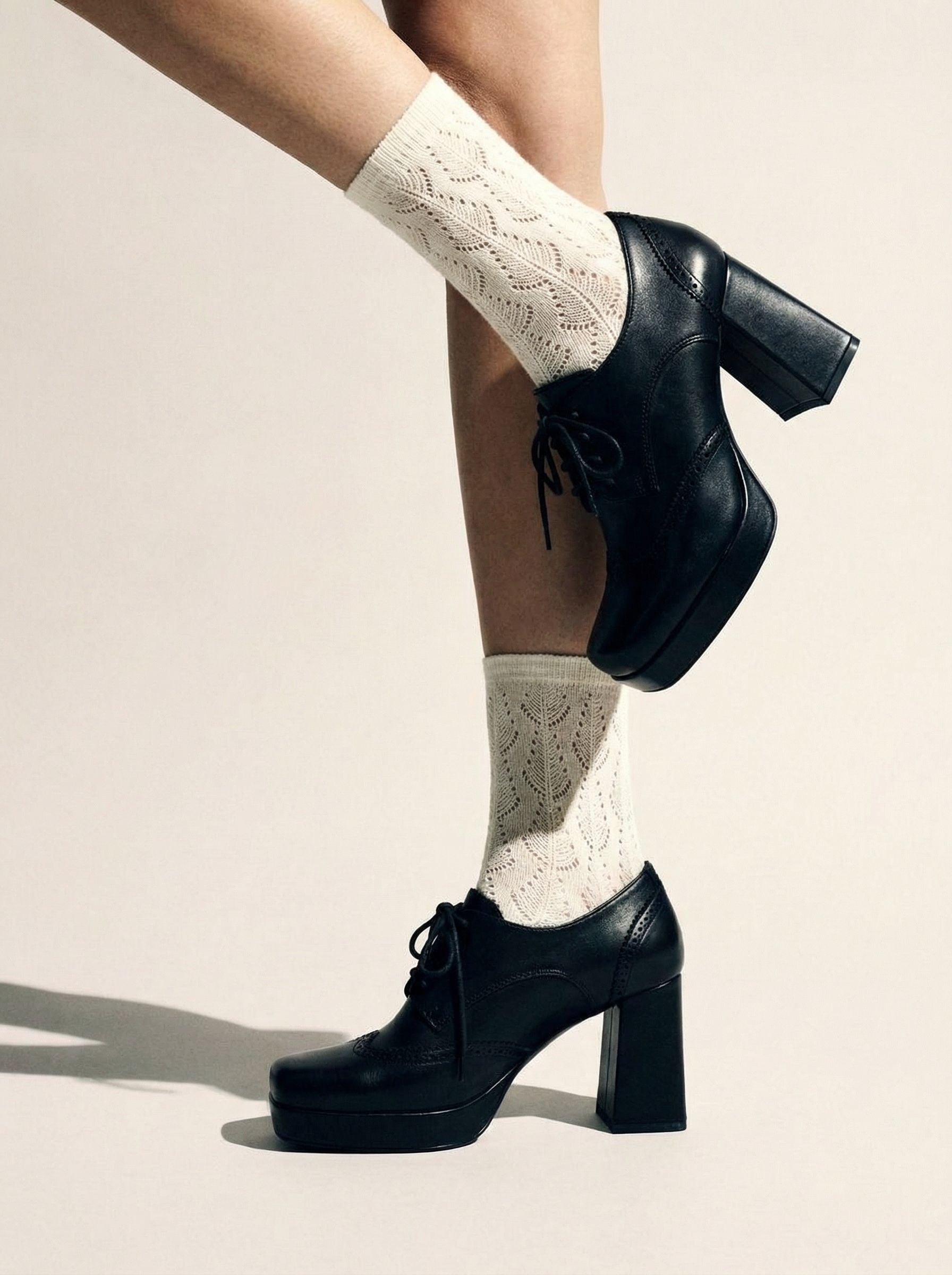 Chunky-Heel Vintage Flats-Black