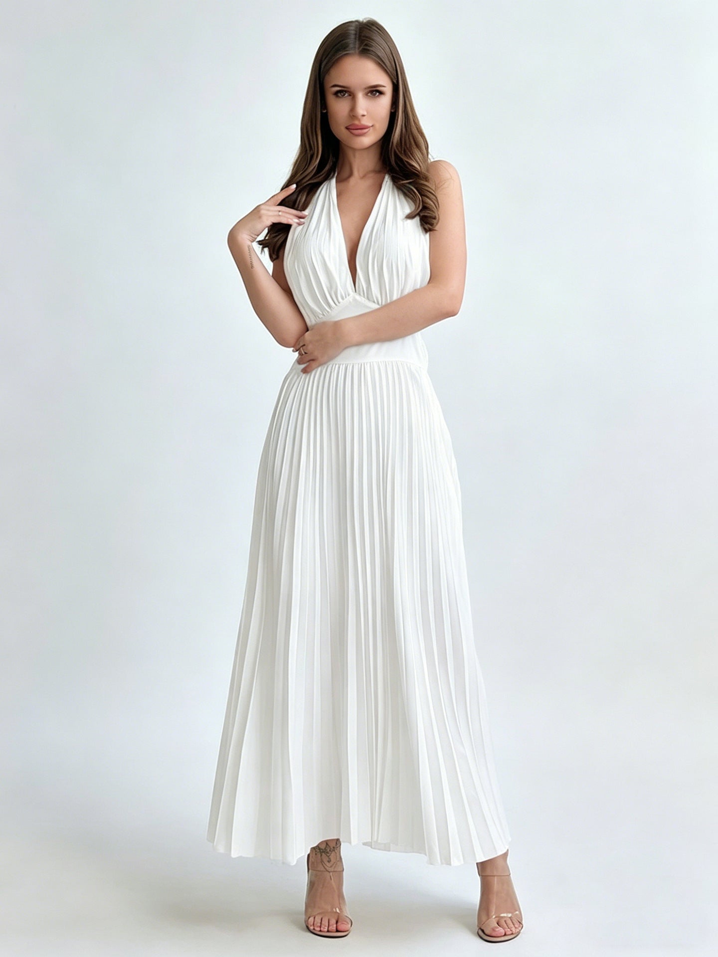 Elegant Pleated Halter Maxi Dress