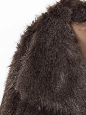 Luxurious Cropped Faux Fur Coat