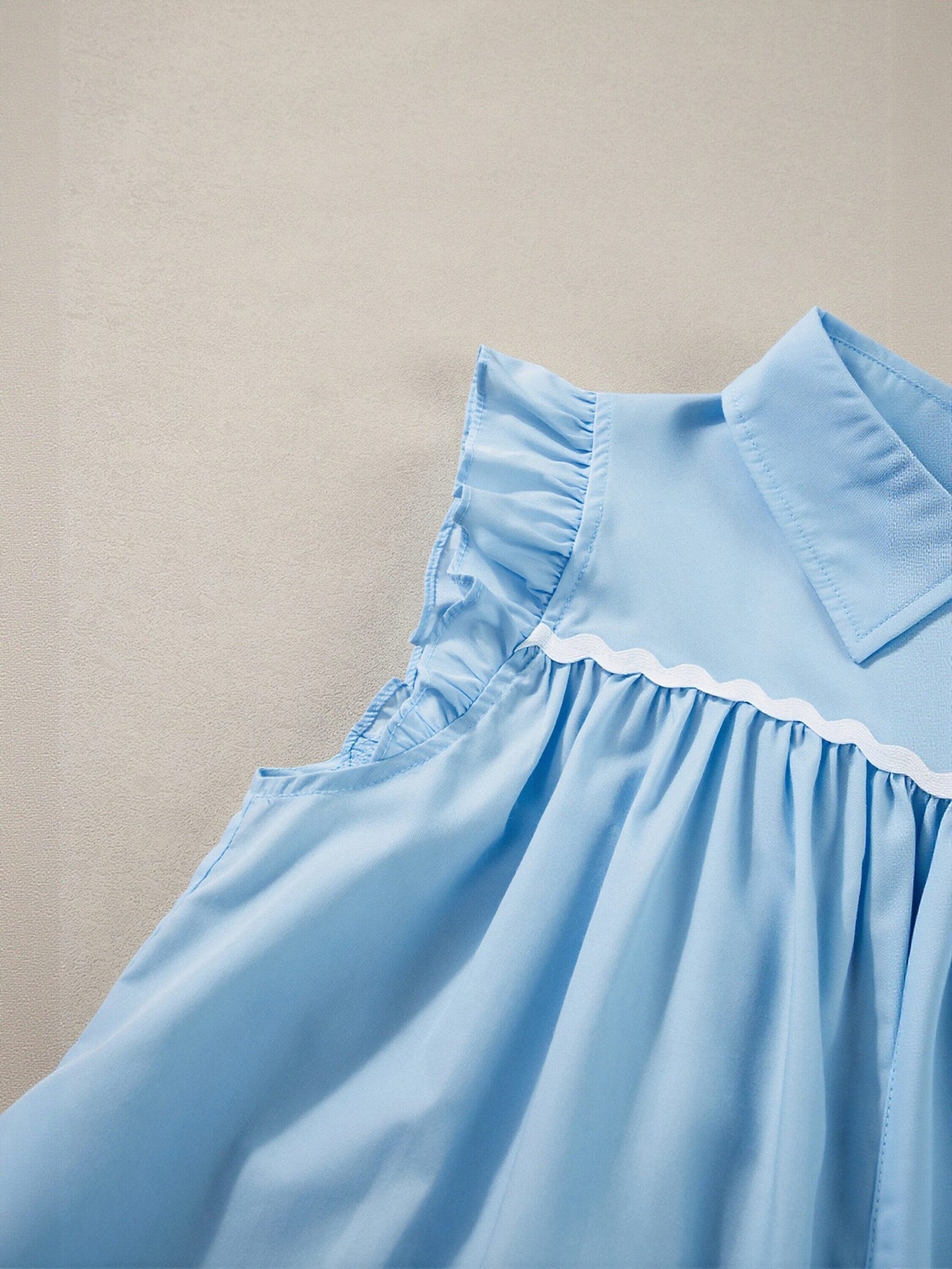 Wave Embroidery Ruffle Sleeve Blouse