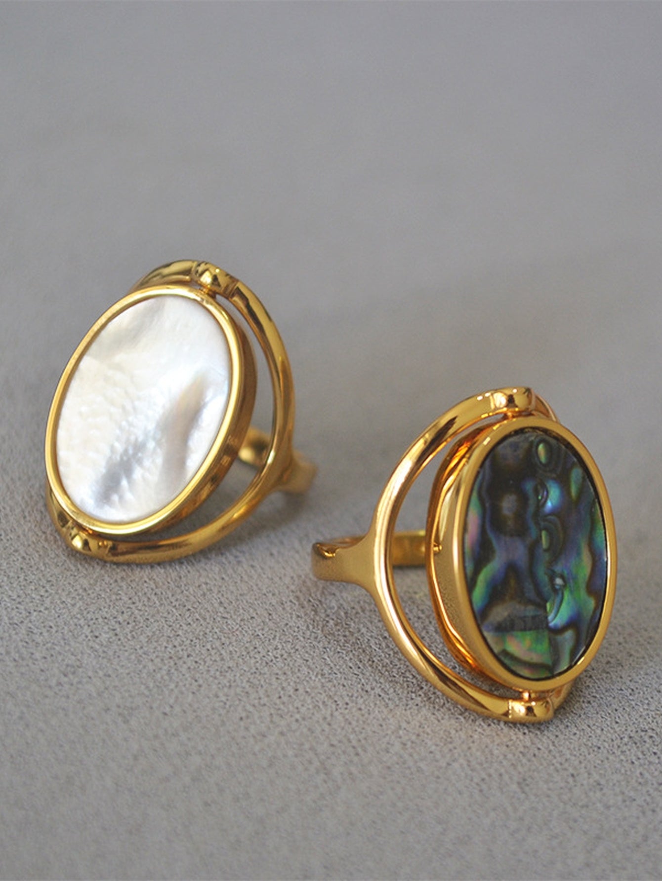 Dainty Gold Plated Shell Spinner Ring