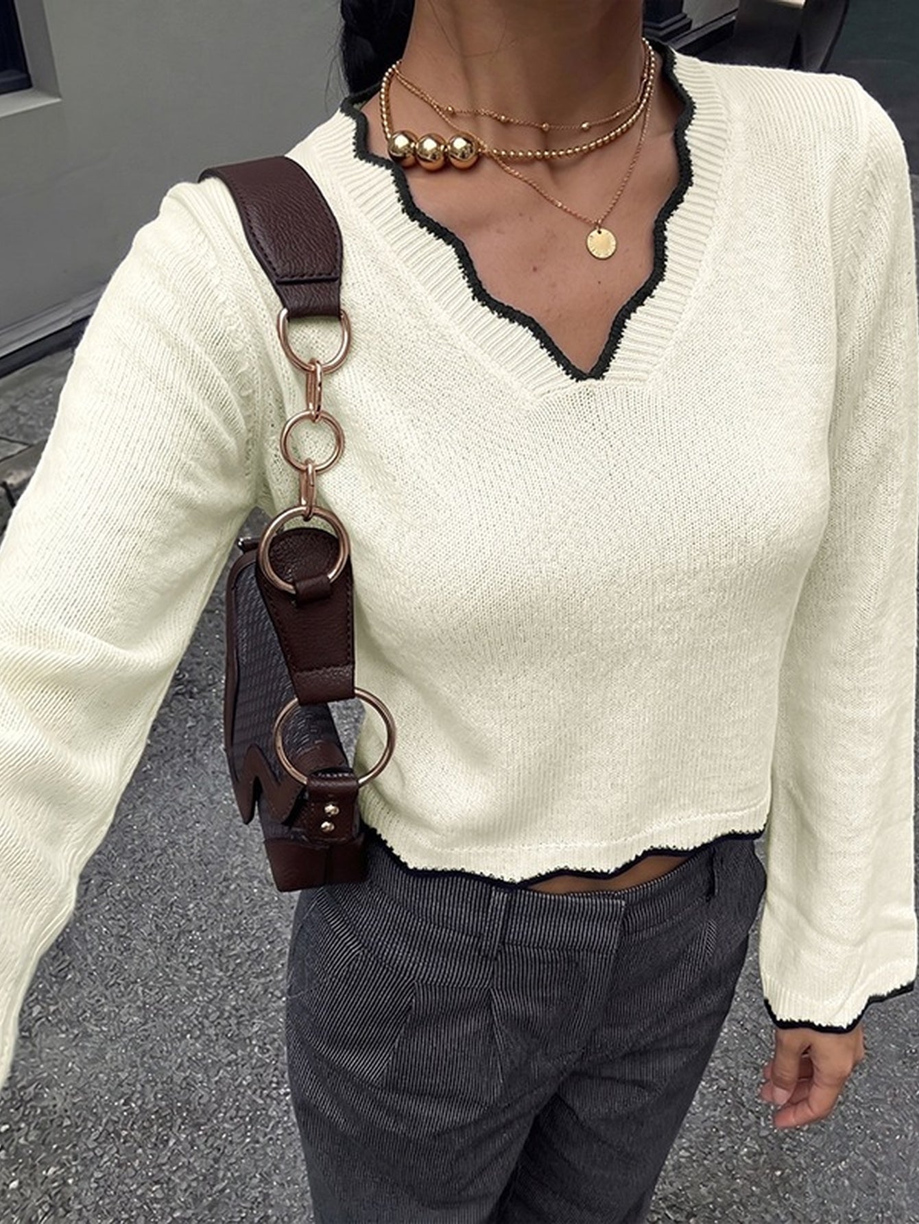 Contrast Trim V Neck Sweater