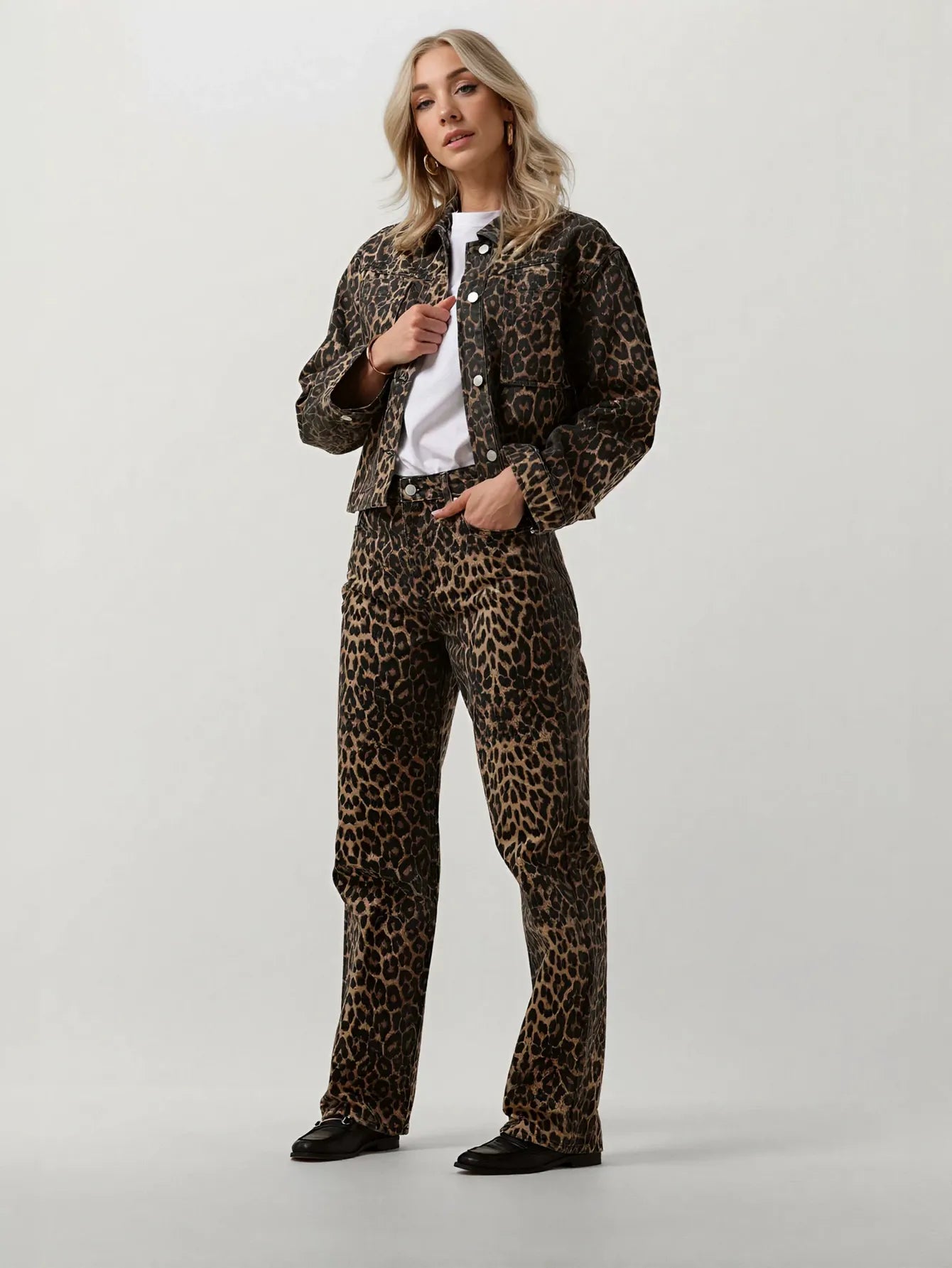 Leopard Print Cropped Denim Jacket