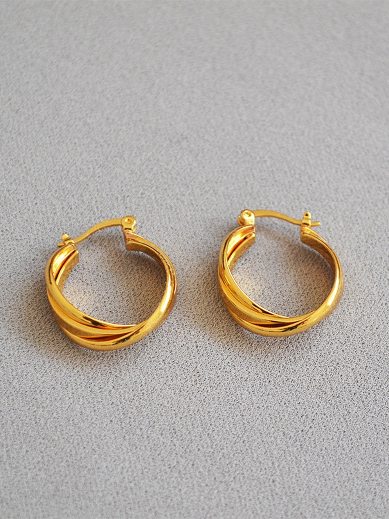 Minimalist Twisted Gold Hoop Earrings