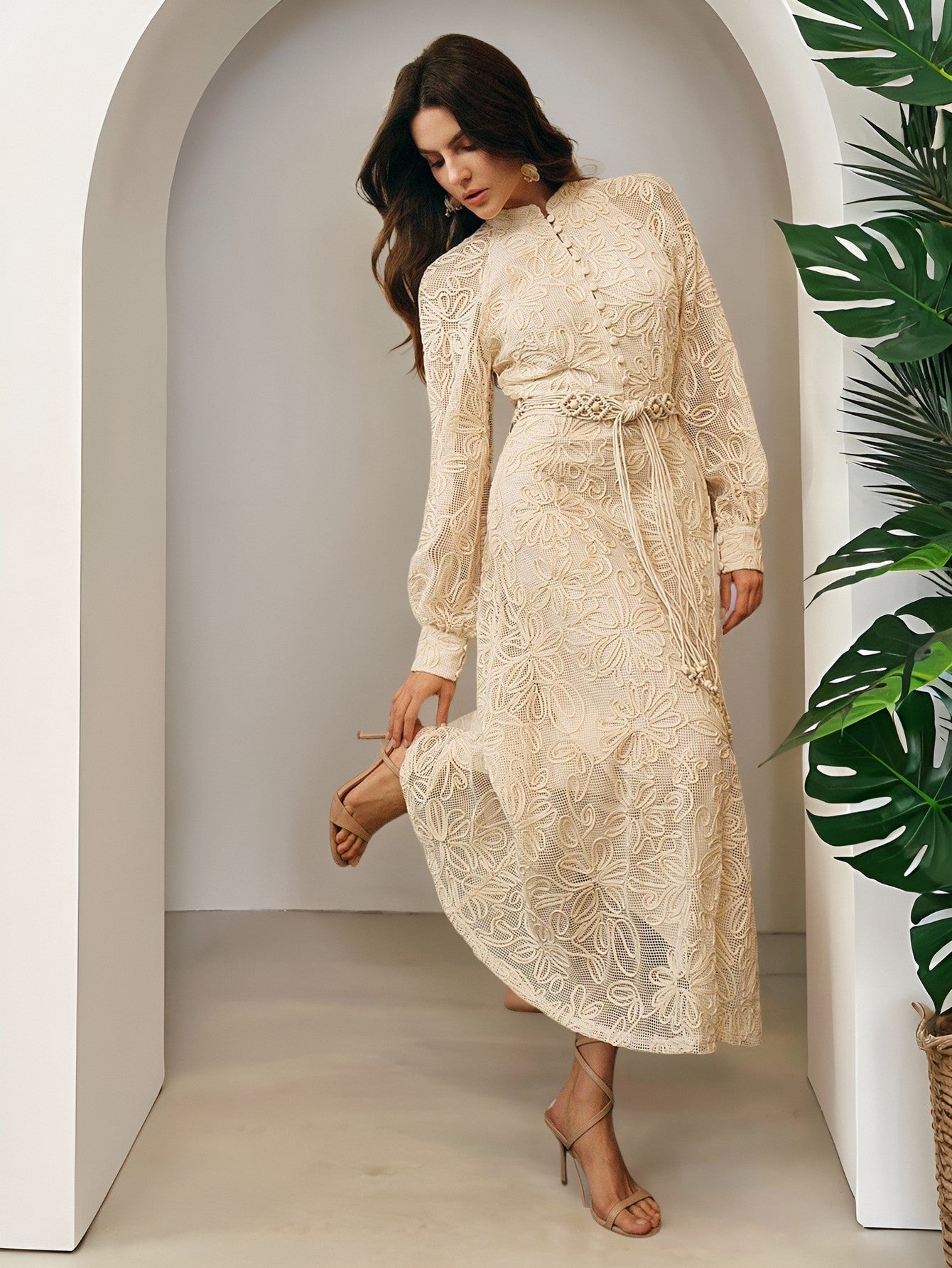 Elegant Floral Lace Long Sleeve Dress