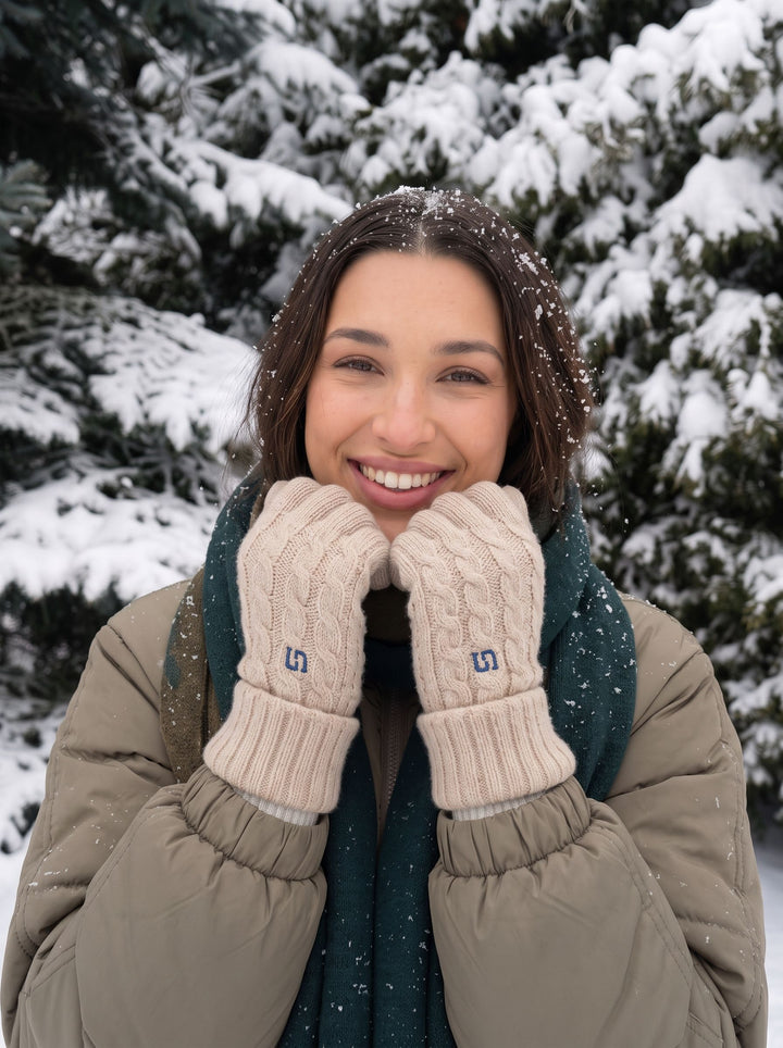 Fleece-lined Cozy Cable Knit Winter Gloves