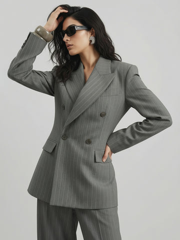 SAÏA Peaked Lapel Double-Breasted Tailored Waist Blazer-Gray
