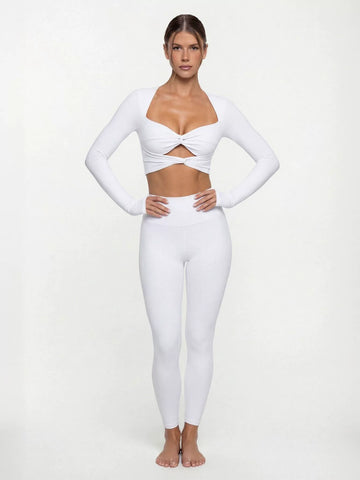 Seamless Twist Front Long Sleeve Tee