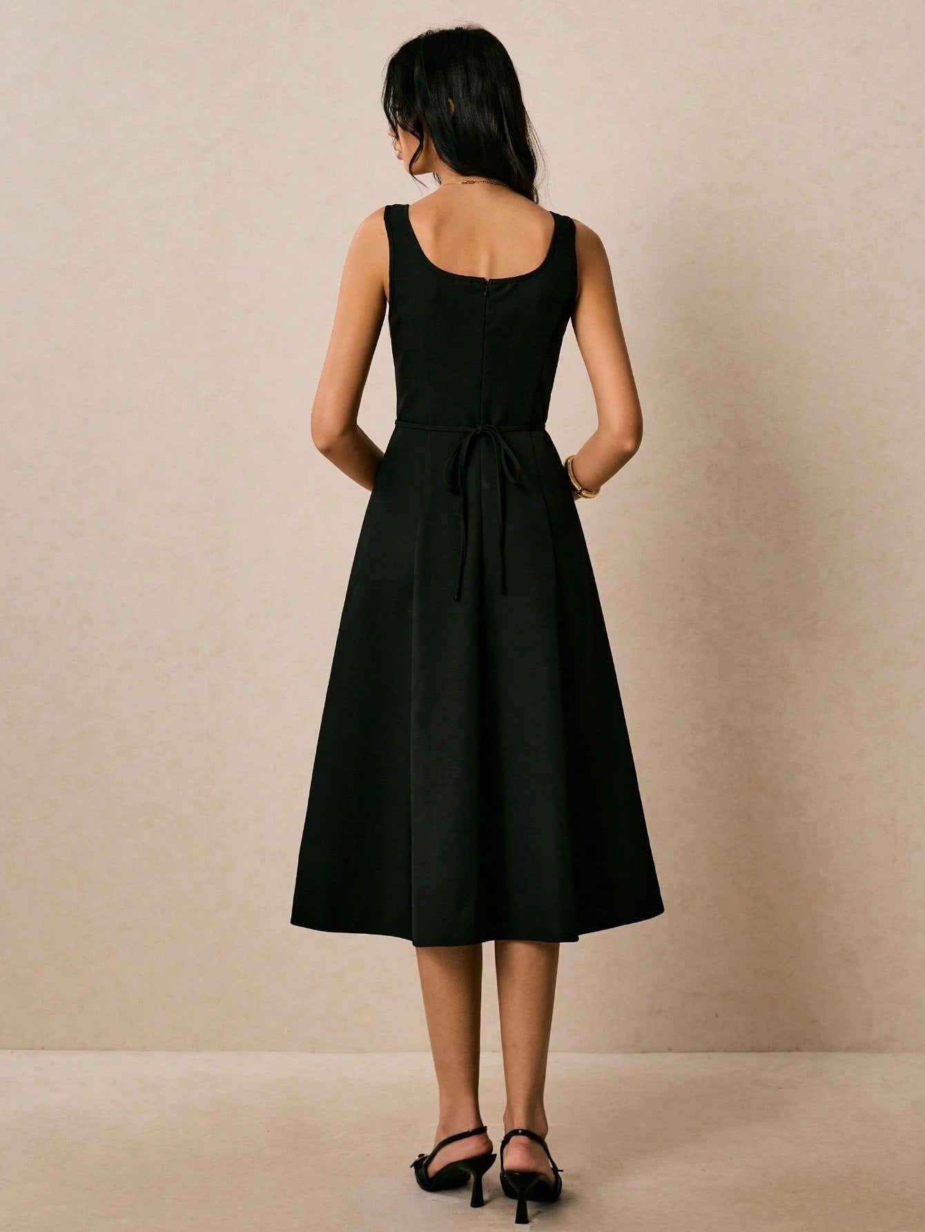 Button-Front A-Line Sleeveless Elegant Midi Dress-Black