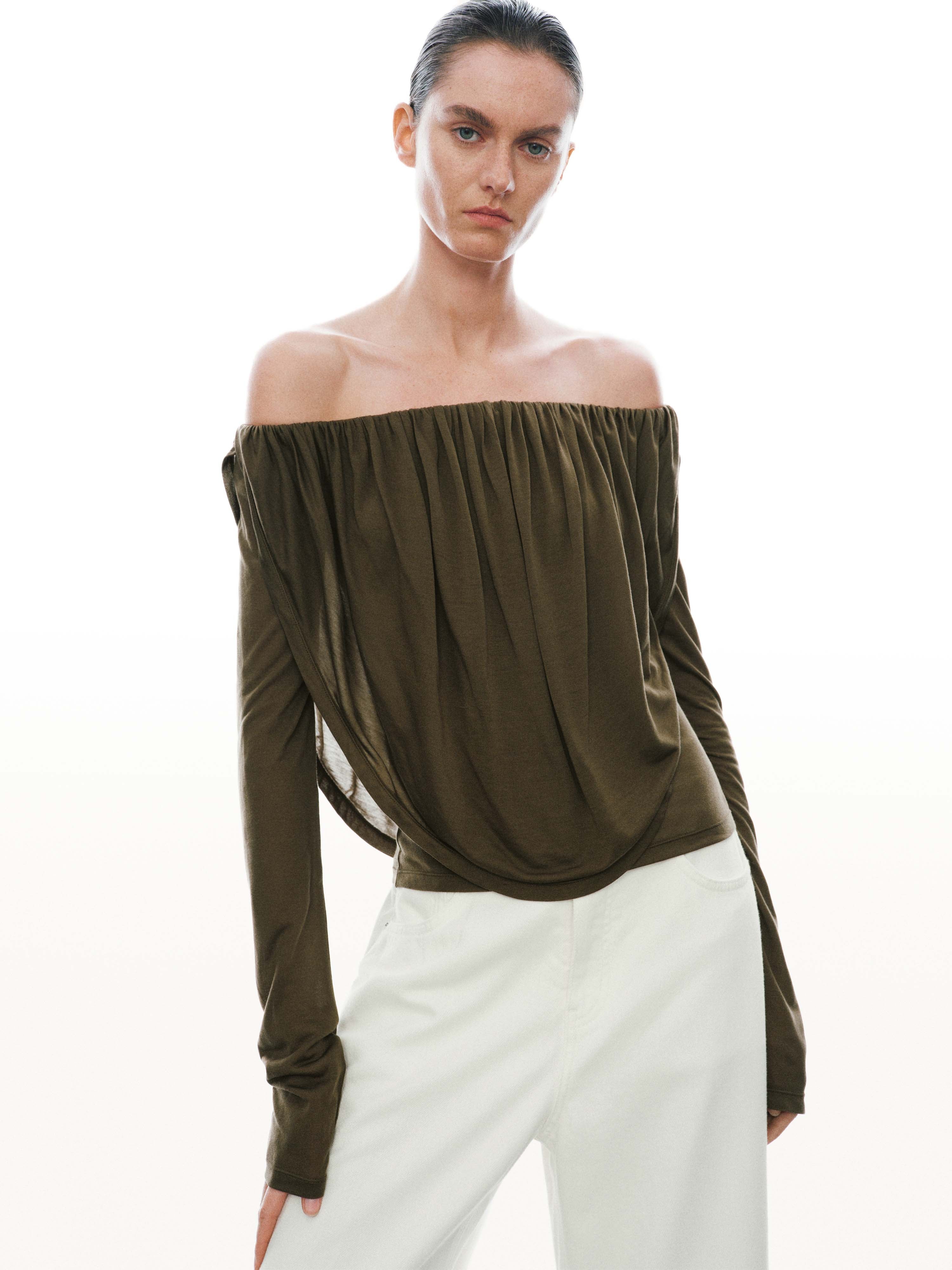 One Shoulder Ruched Long Sleeve T-Shirts