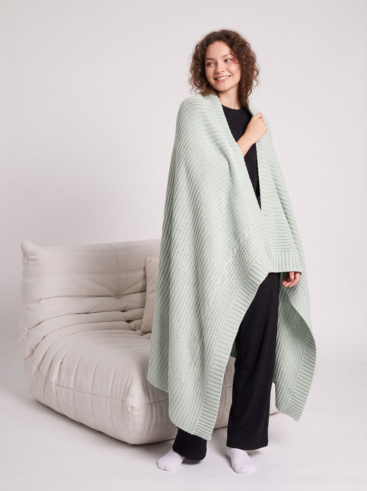 Soft Cozy Ribbed Knit Throw Blanket