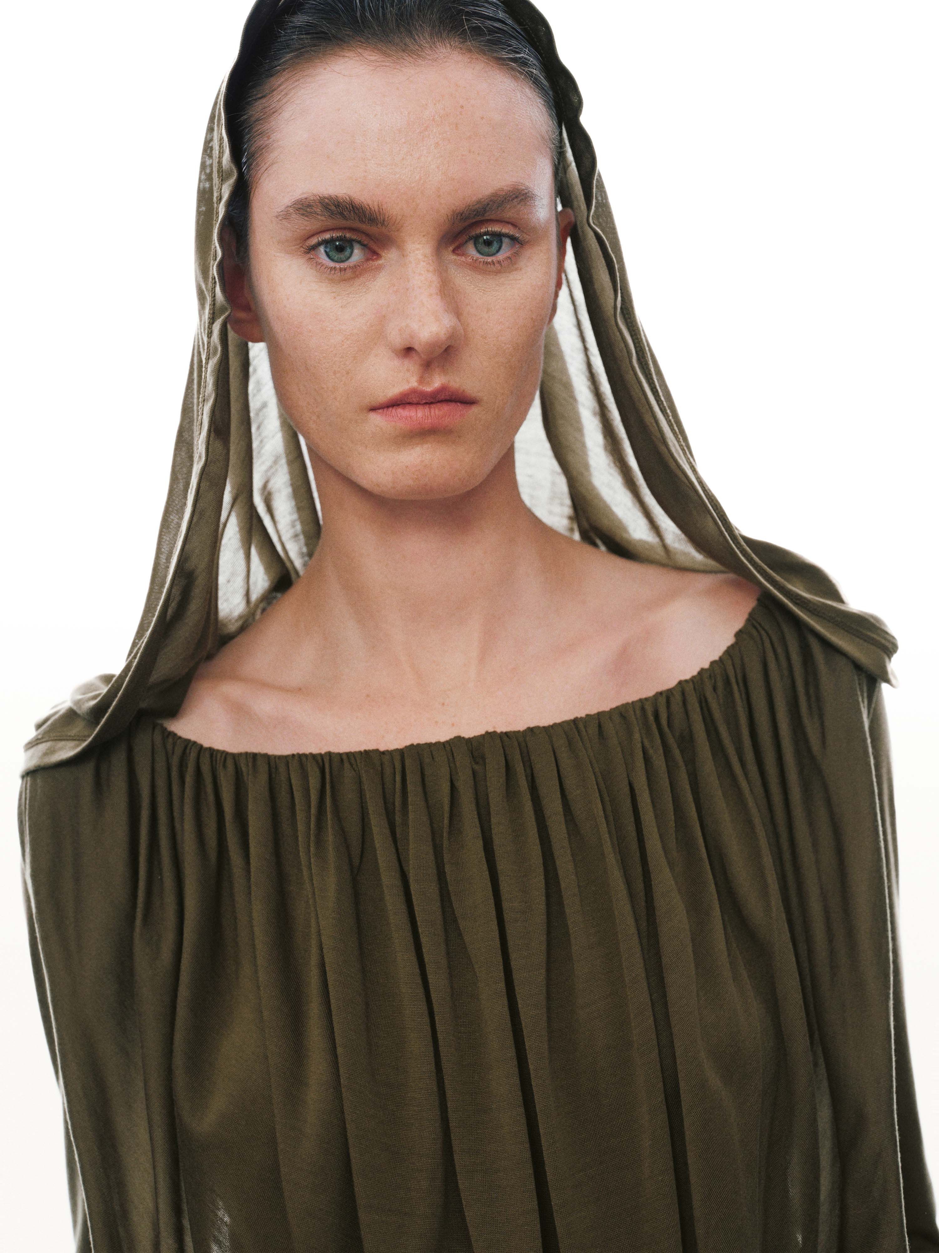 One Shoulder Ruched Long Sleeve T-Shirts