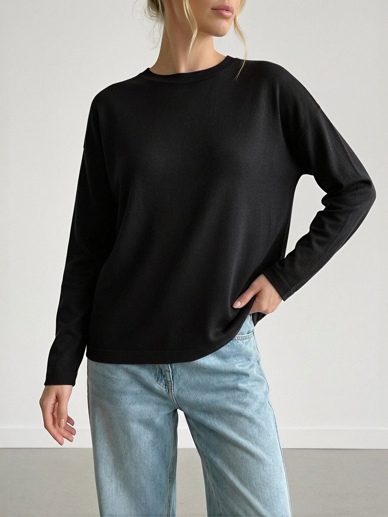 Lon Sleeves Loose Fit Soft Touch Basic T-shirt-White