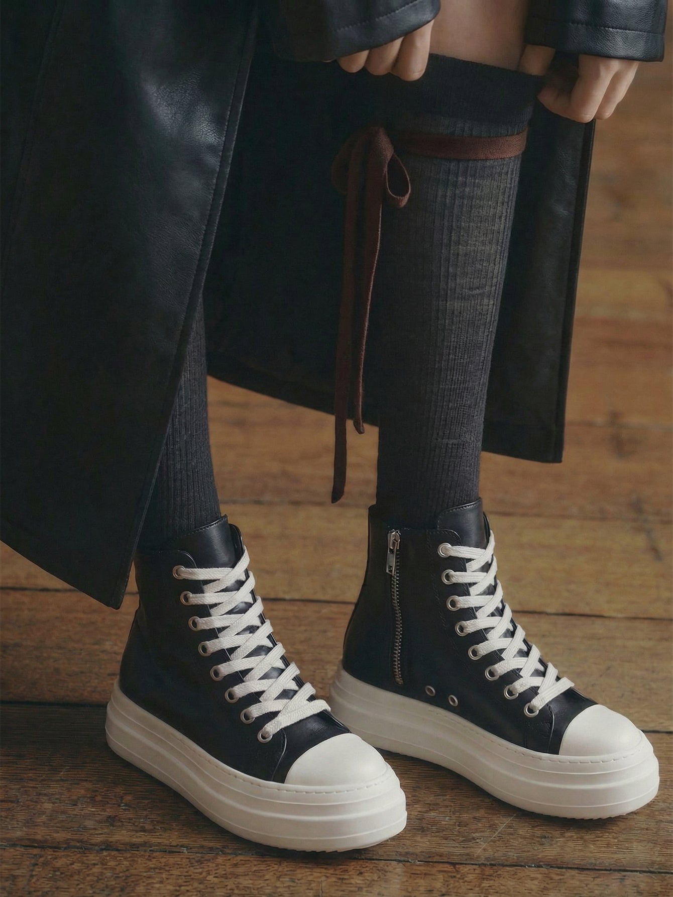 Chunky Platform Zip-Detail Edgy Boots[Note:Runs Small,Go One Size Up]