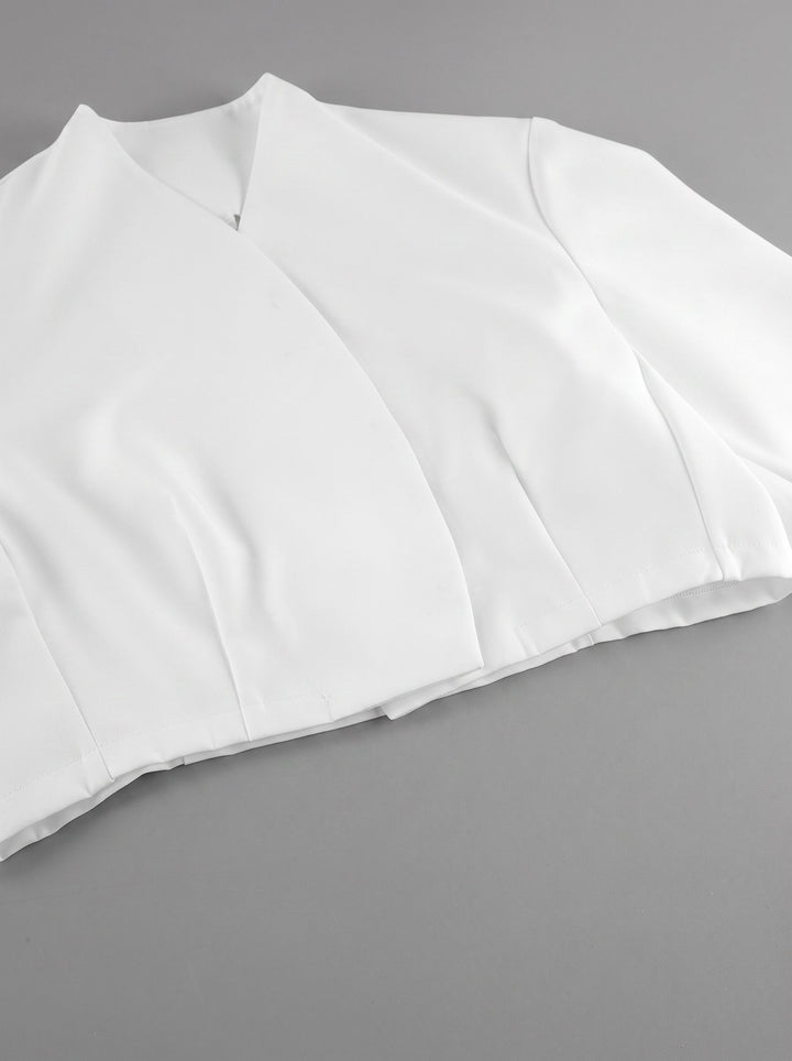 Minimalist Cropped Structured Jacket