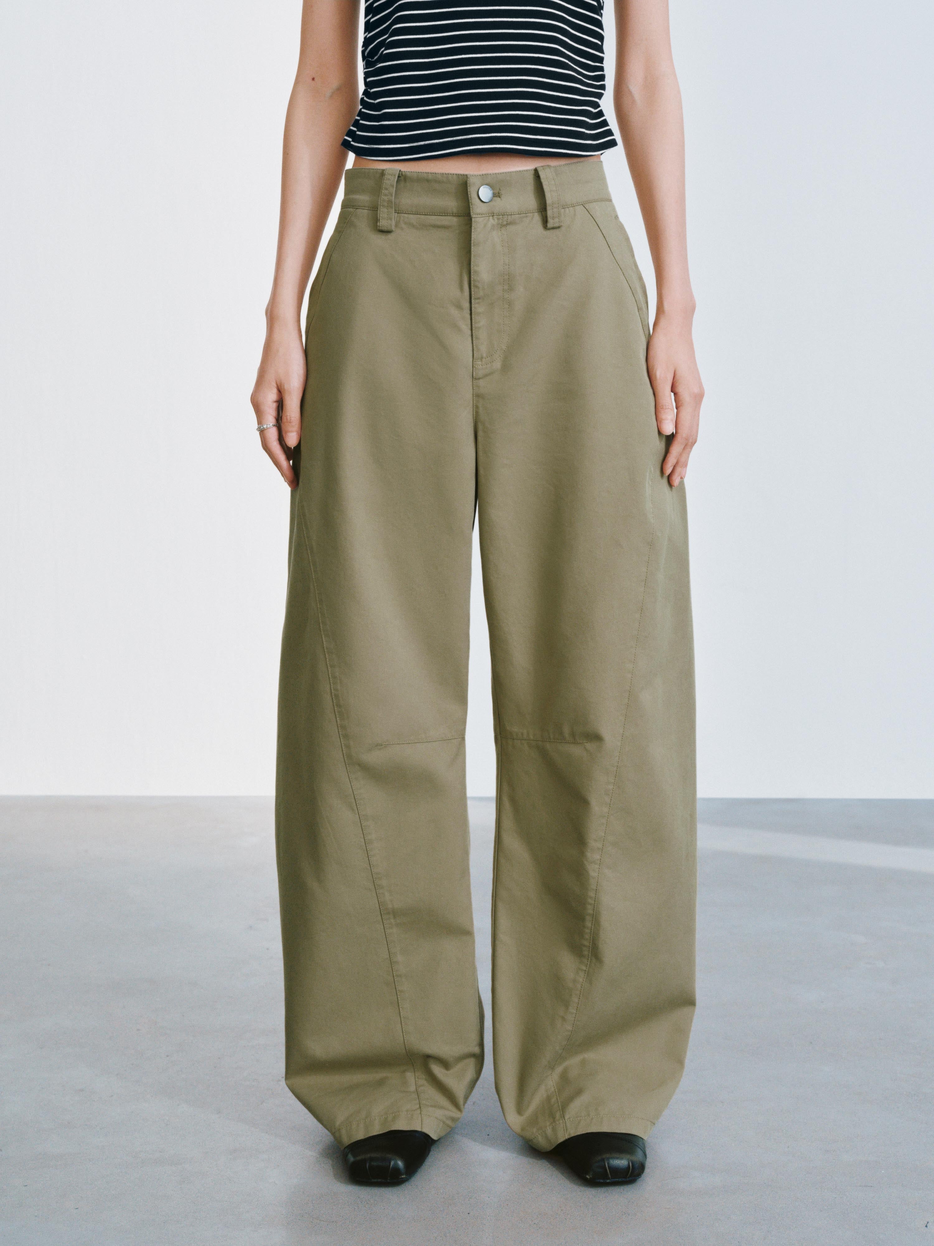 Barrel Leg Cargo Pants