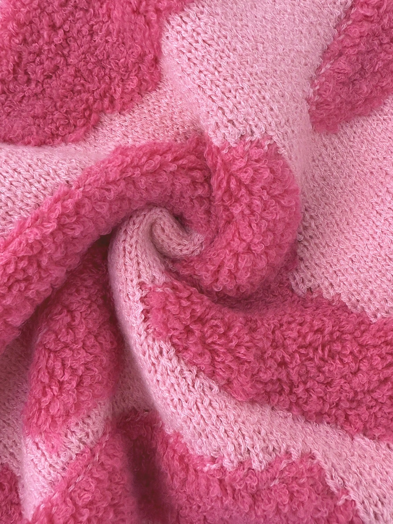 Cozy Pink Patterned Cropped Cardigan
