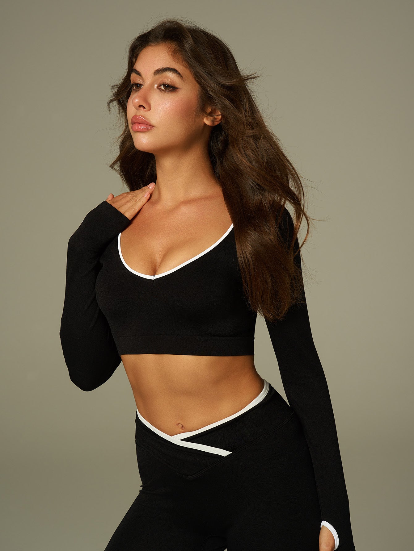 Racing-Stripe Cropped Set Sleek Yoga Set-Burgundy