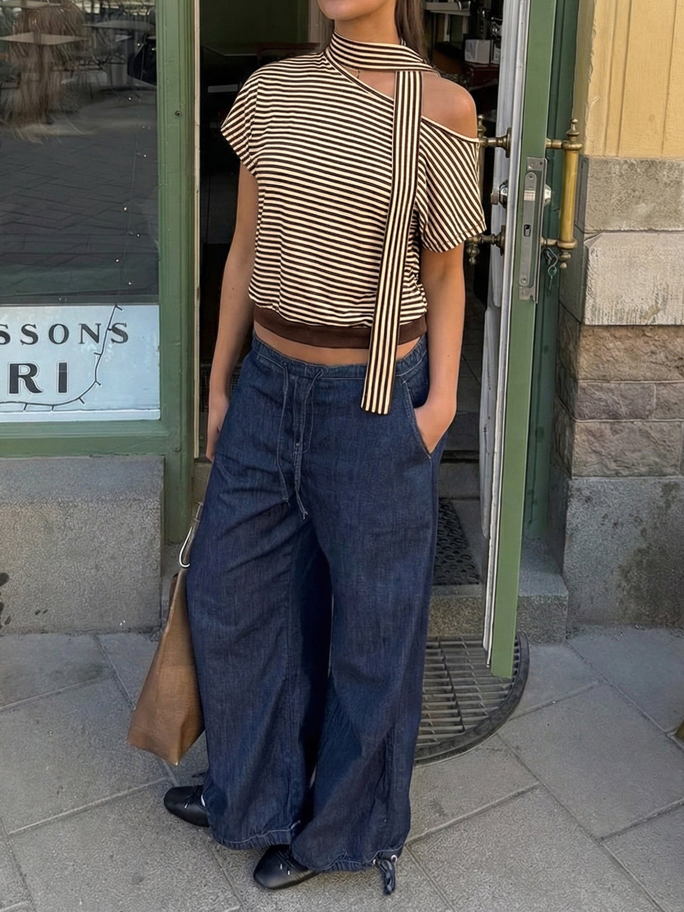 One Shoulder Striped Chic T-shirt-Multicolor