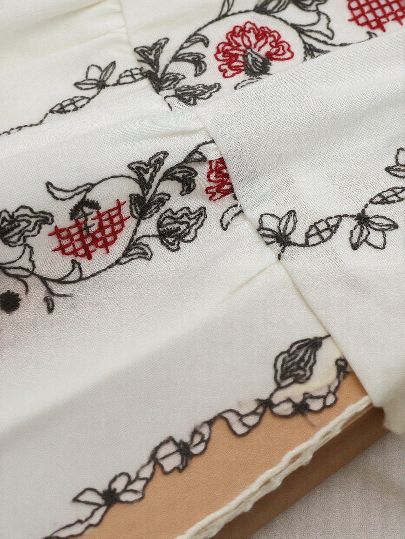 Urban Revivo Floral Embroidered Pleated A-Line Mini Skirts