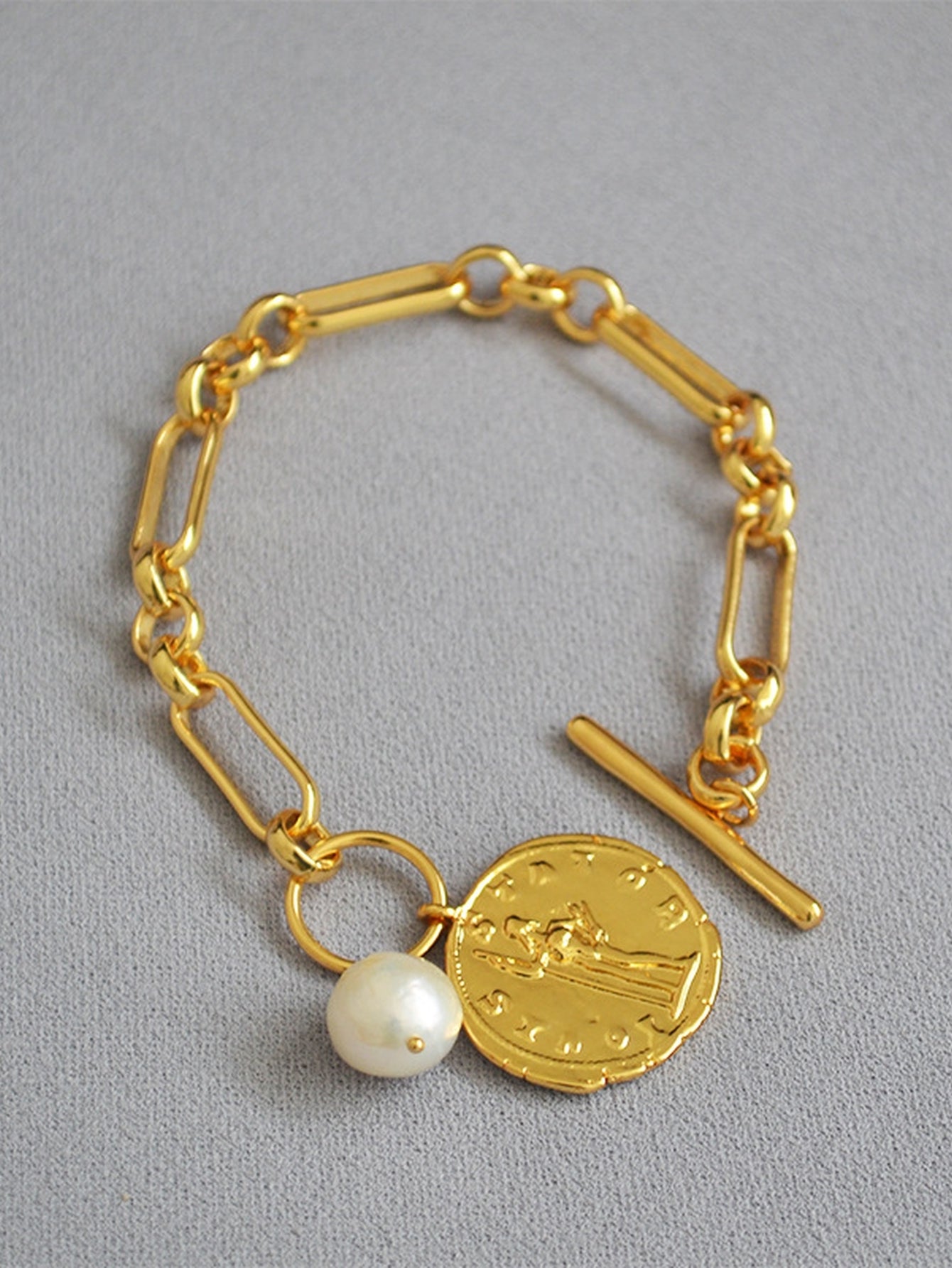 Gold Chunky Paperclip Toggle Bracelet