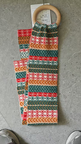 Cozy Geometric Pattern Winter Scarf