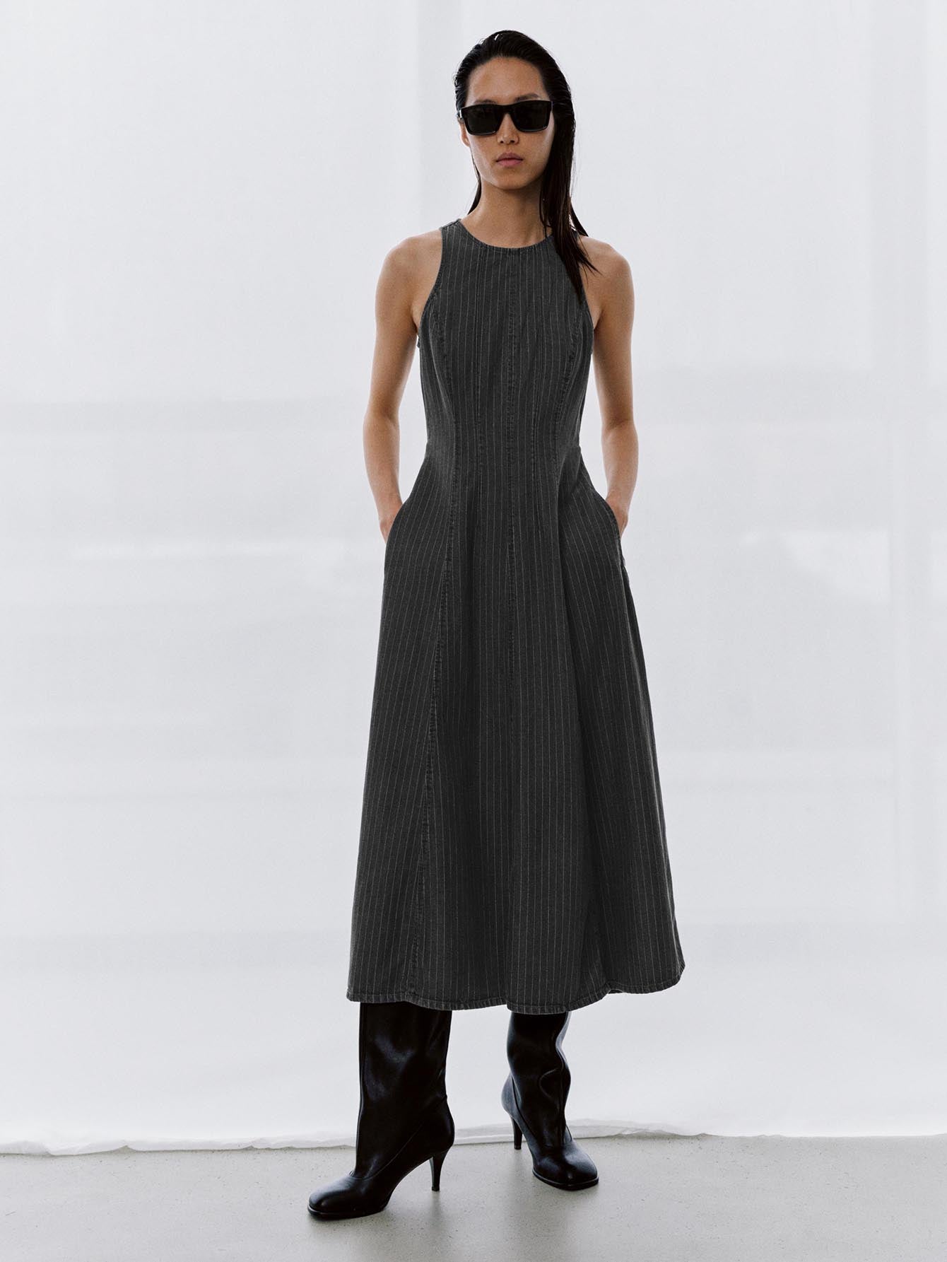 Urban Revivo Sleeveless Denim Midi Dresses-Deep Dark Gray Stripes