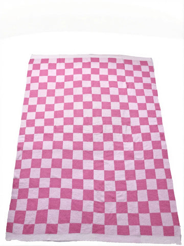 Cozy Soft Checkered Throw Blanket