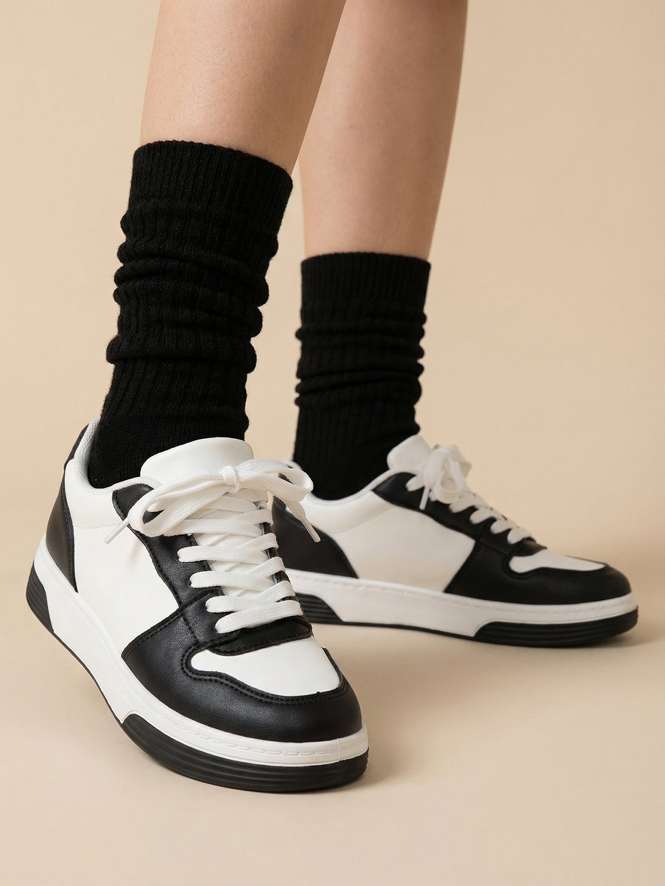 Minimalist Upper Color Block Casual Shoes