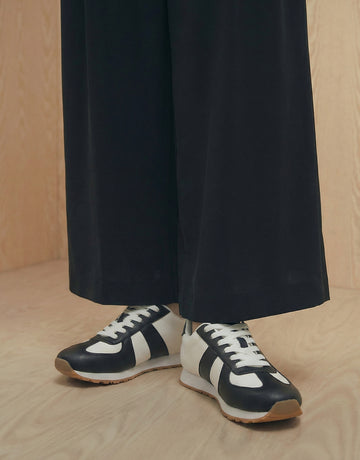 Two-Tone Design Cushioned Sole German Trainers
