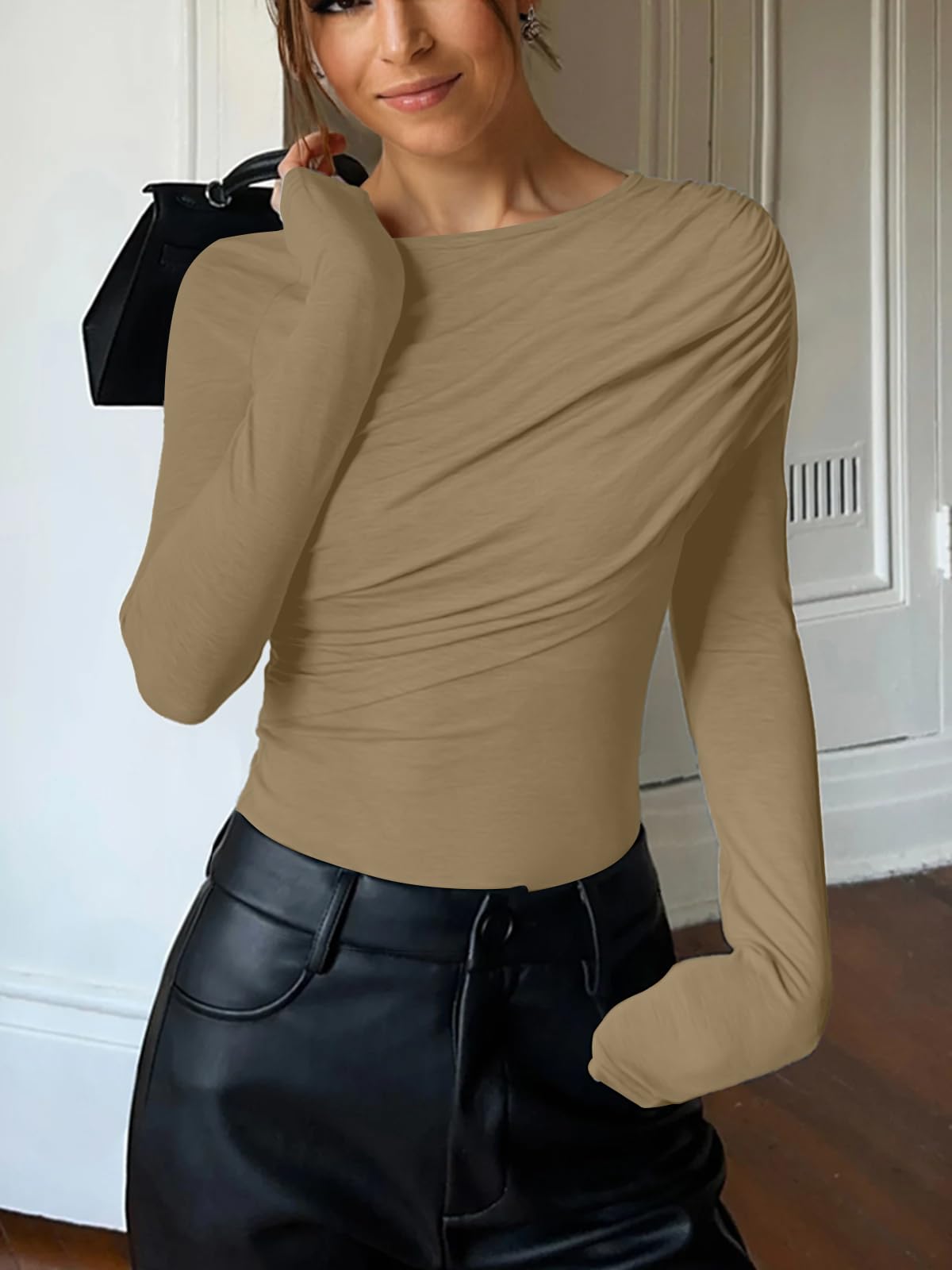 Ruched Slim Fit Long Sleeve Tee