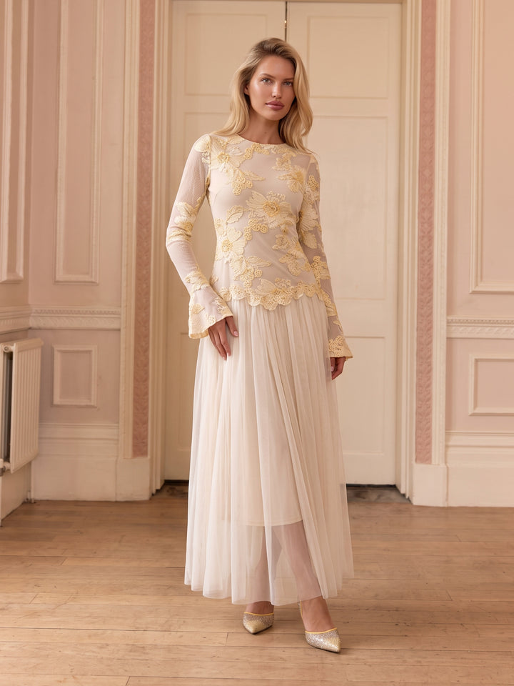 Elegant Lace Applique Pleated Midi Dress