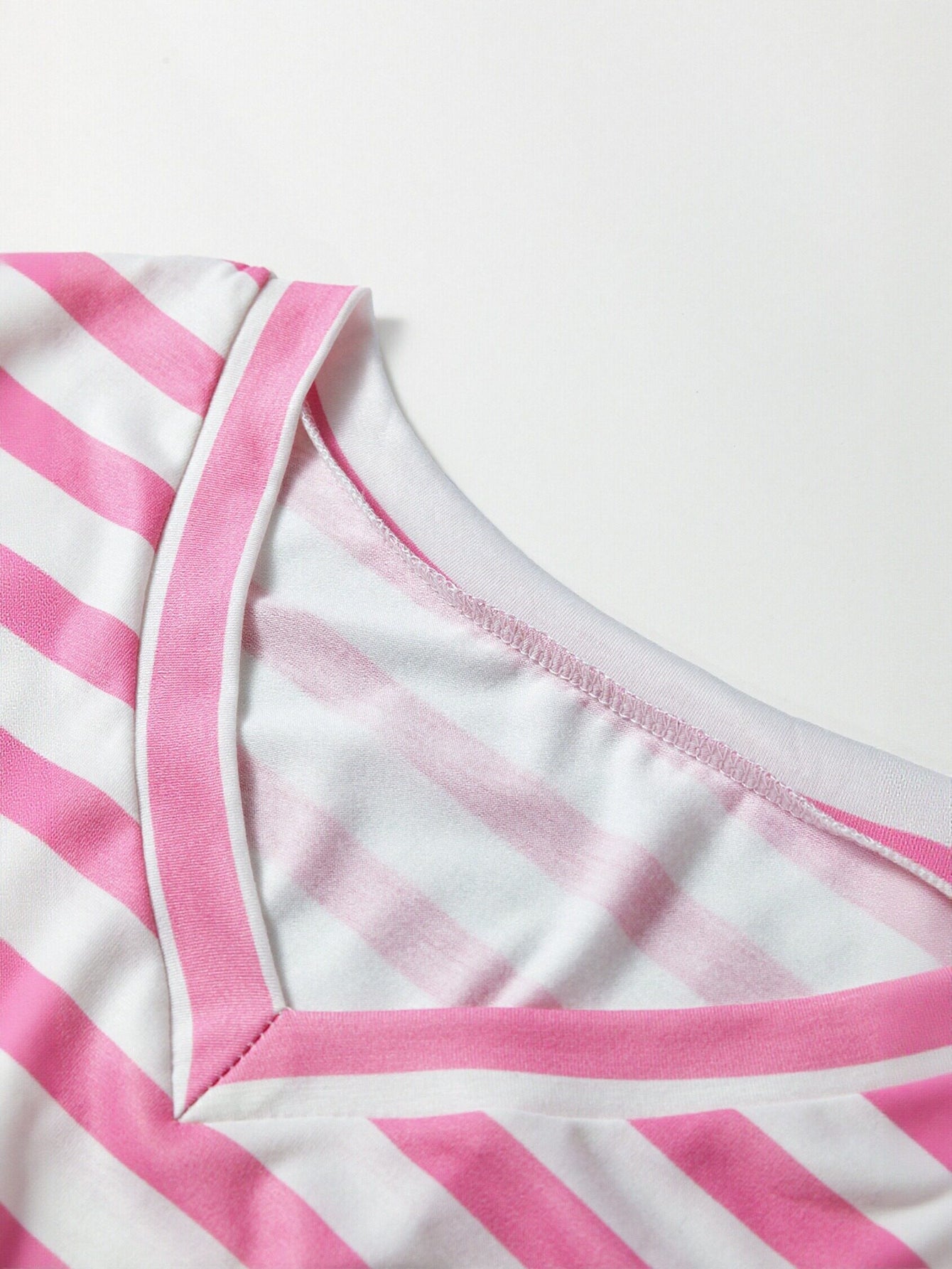 Casual Striped V Neck Pocket T-Shirt