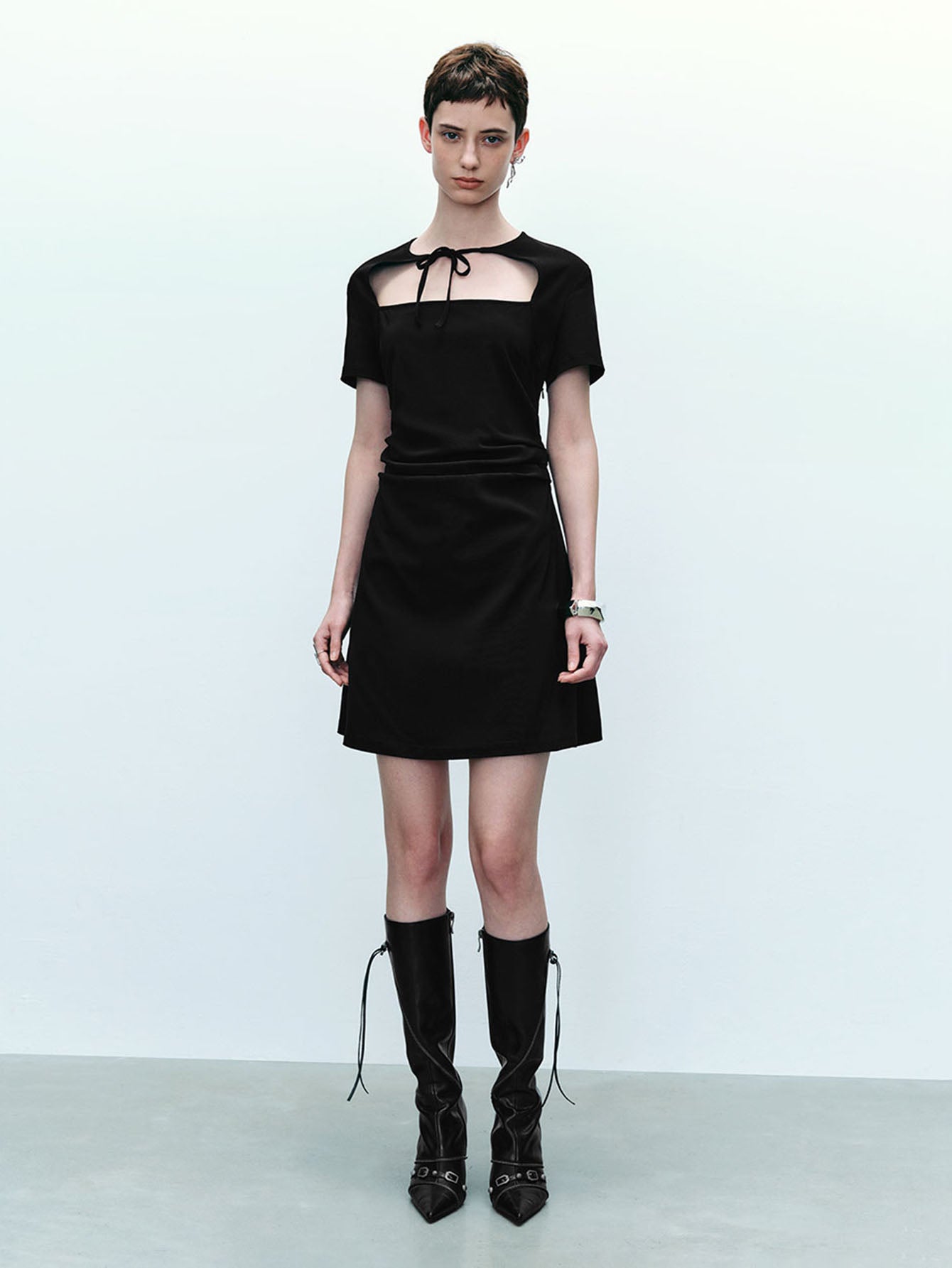 Urban Revivo Standard Sleeve Off-Shoulder Skater Dresses-Black