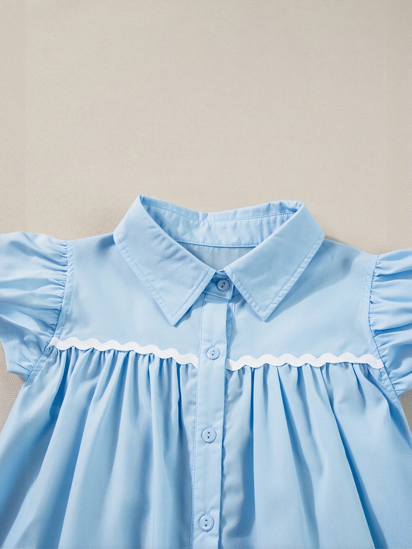 Wave Embroidery Ruffle Sleeve Blouse