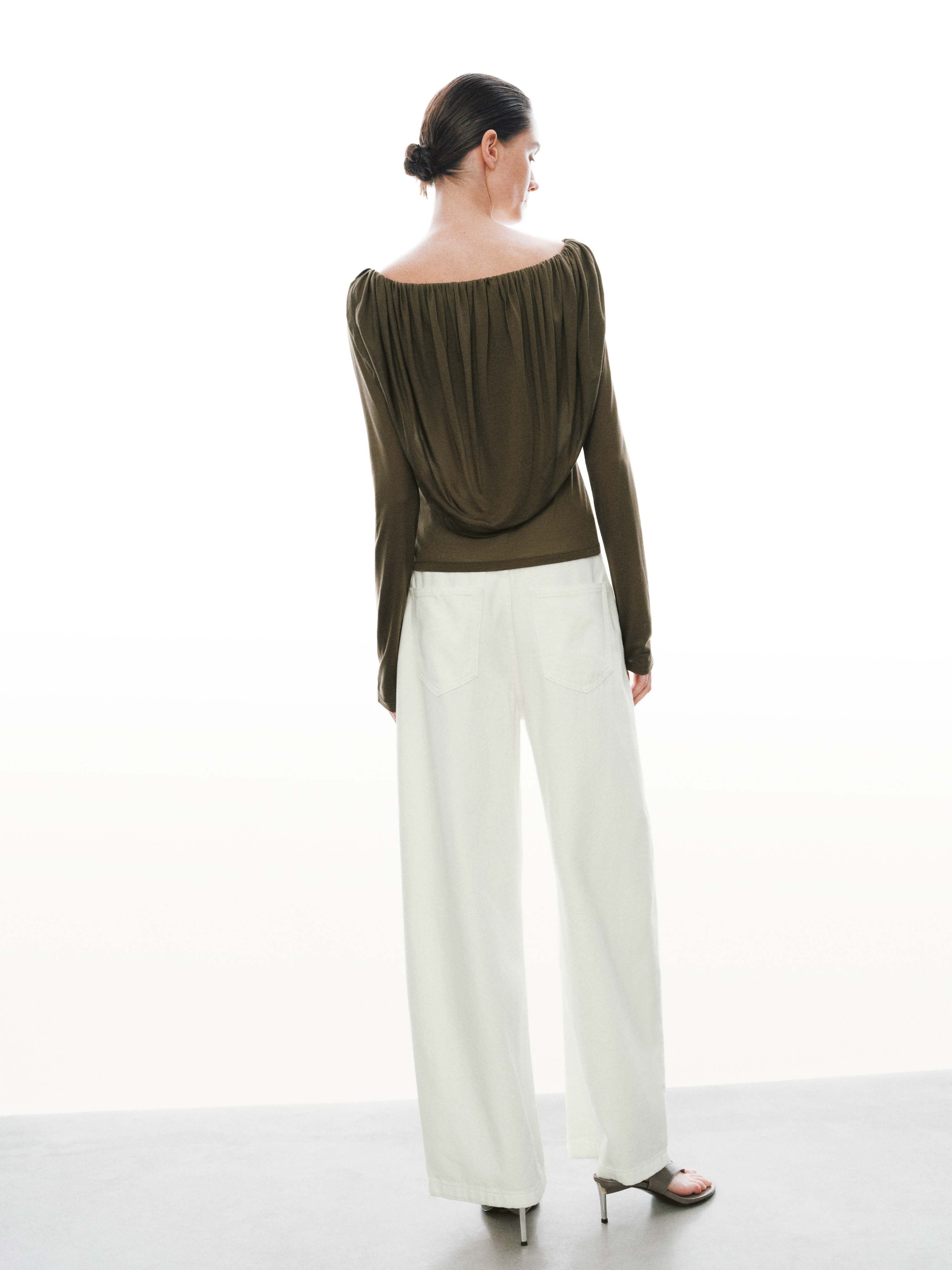 One Shoulder Ruched Long Sleeve T-Shirts