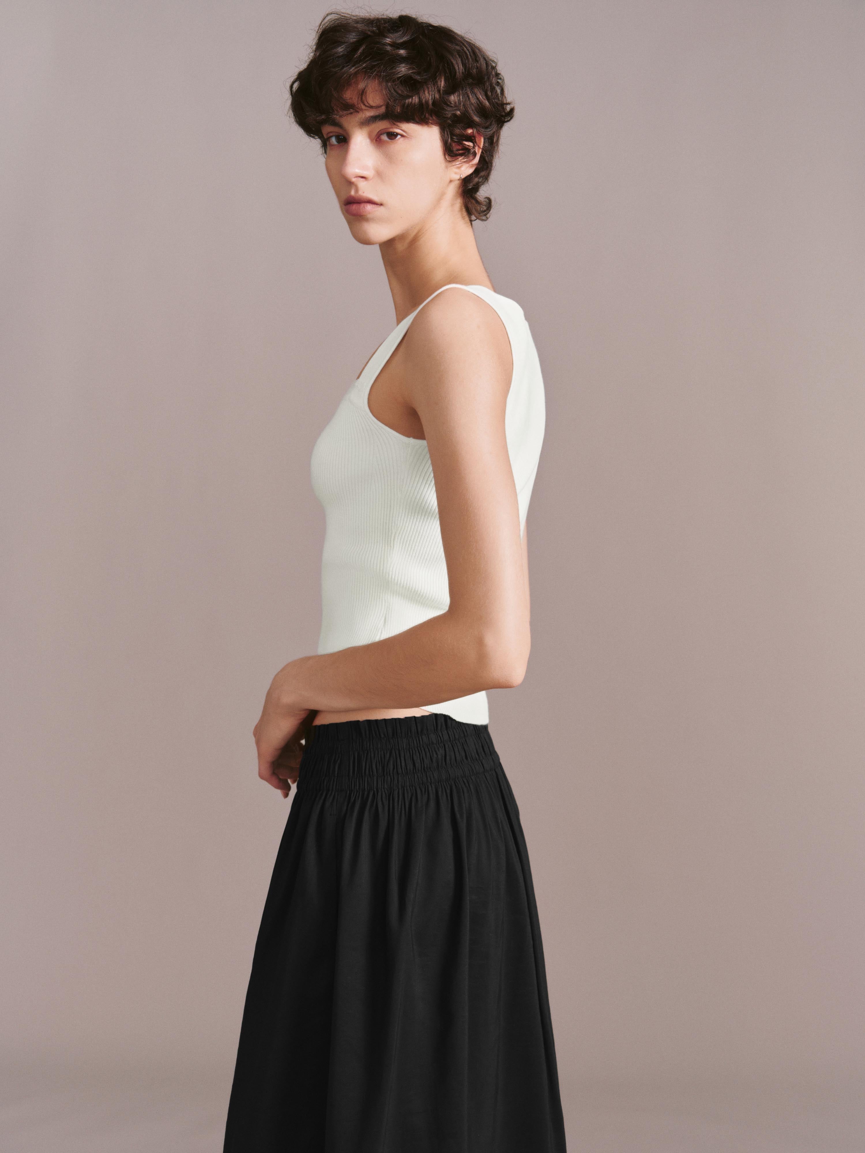 Square Neck Lace Trim Sleeveless Skinny-Fit Knitted T-Shirts